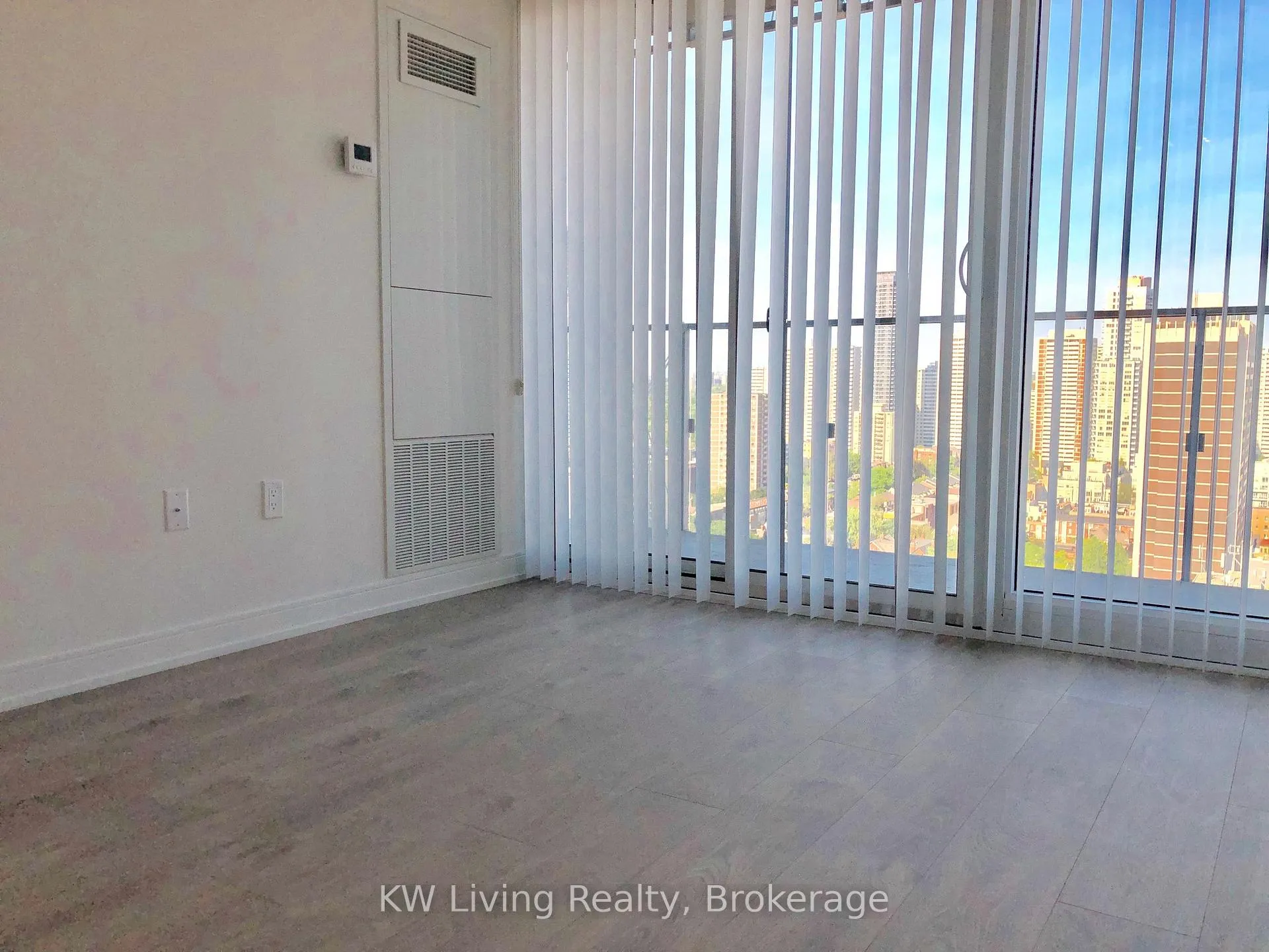 Photo 10 of Unit 2807, 50 Wellesley Street E, Toronto, Church-Yonge Corridor — HOMEH