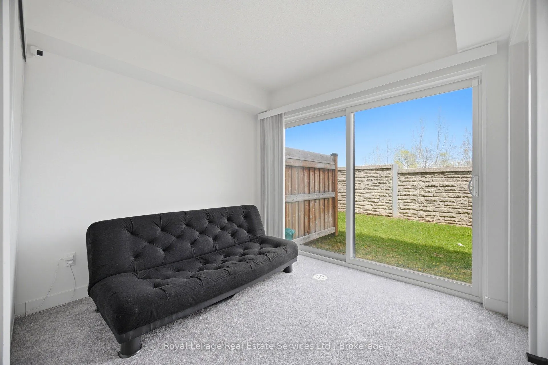 Photo 5 of Unit 91, 1121 Cooke Boulevard, Burlington, LaSalle — HOMEH