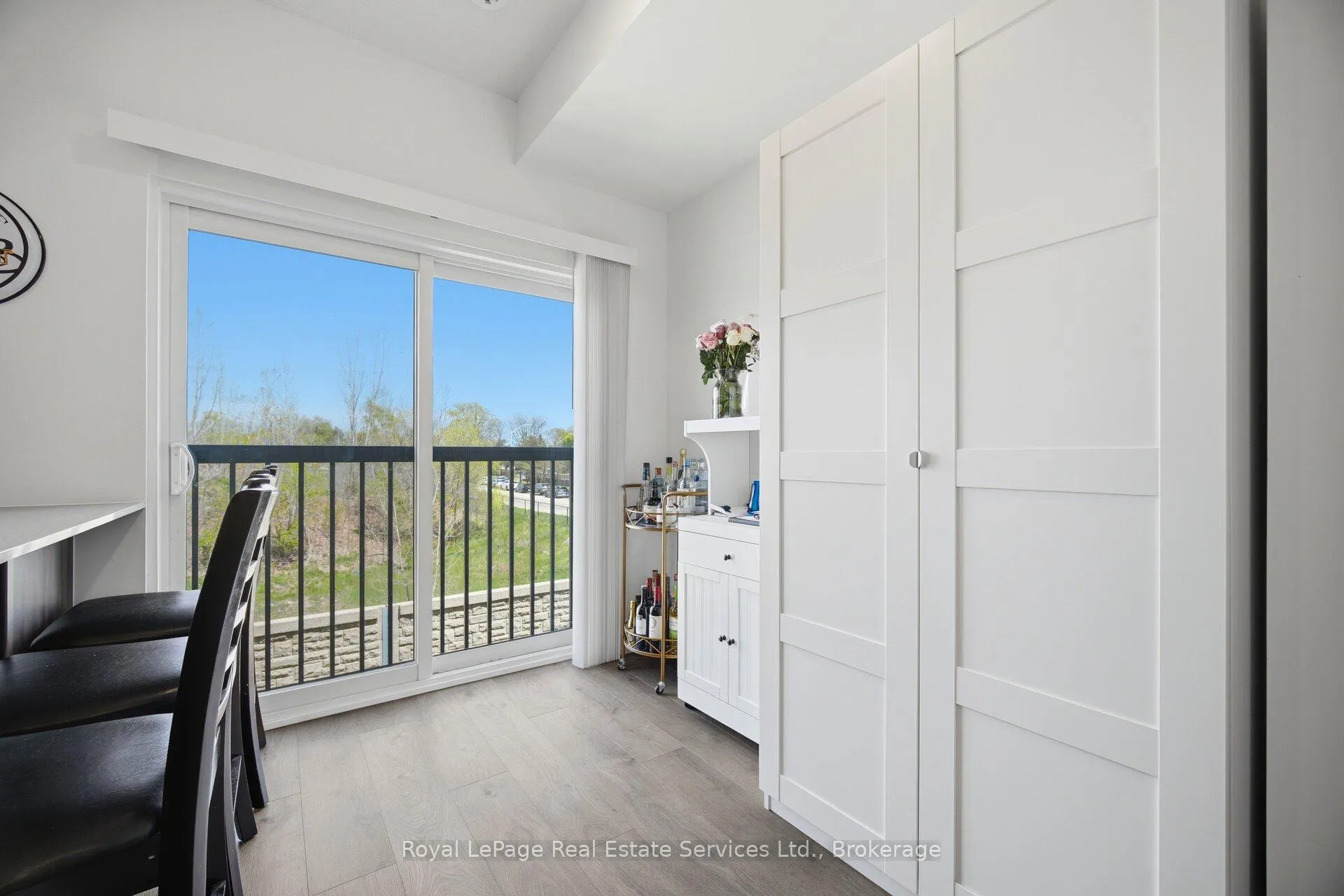 Photo 13 of Unit 91, 1121 Cooke Boulevard, Burlington, LaSalle — HOMEH