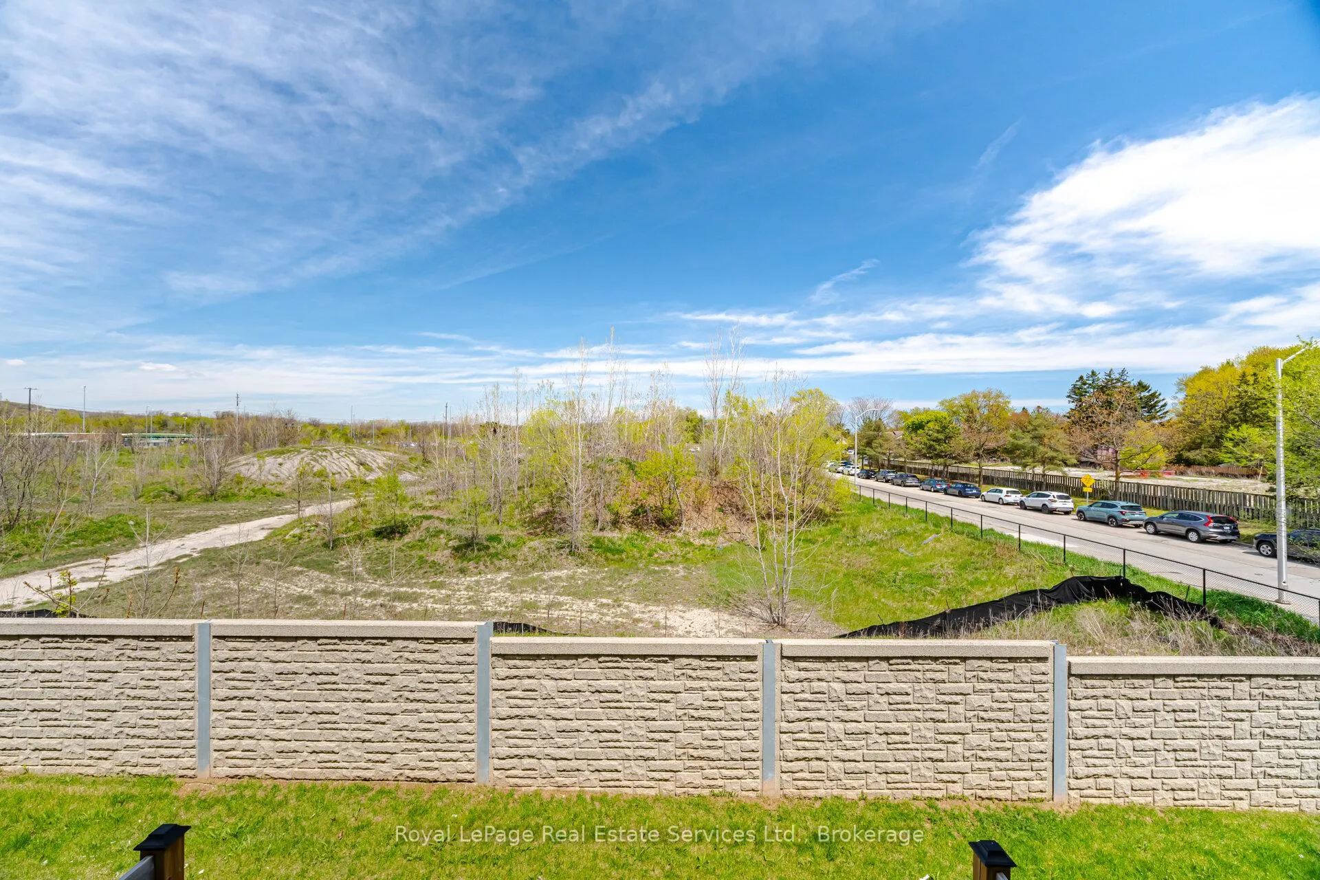 Photo 14 of Unit 91, 1121 Cooke Boulevard, Burlington, LaSalle — HOMEH