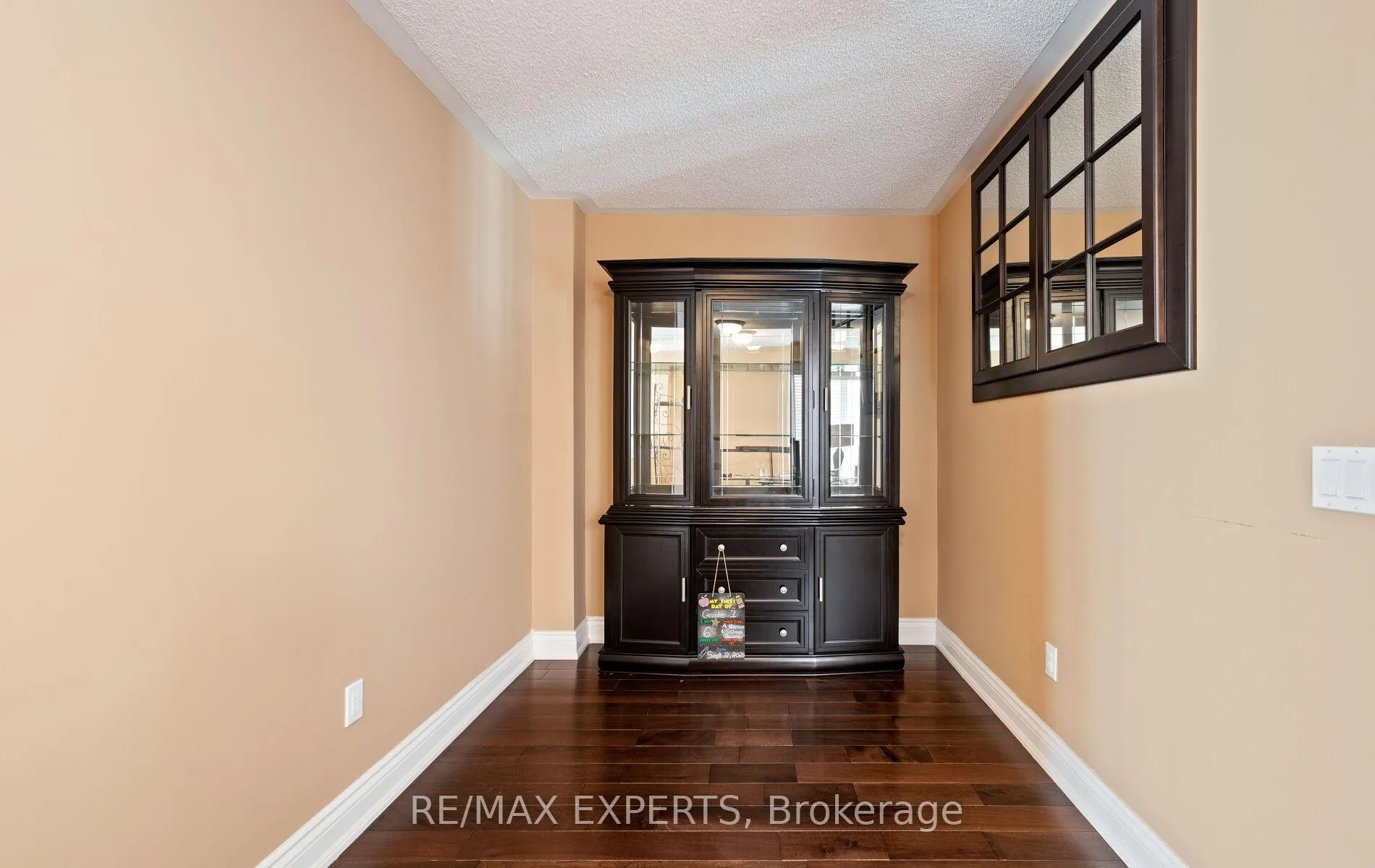 Photo 15 of 118 Senator Way, Caledon, Bolton North — HOMEH