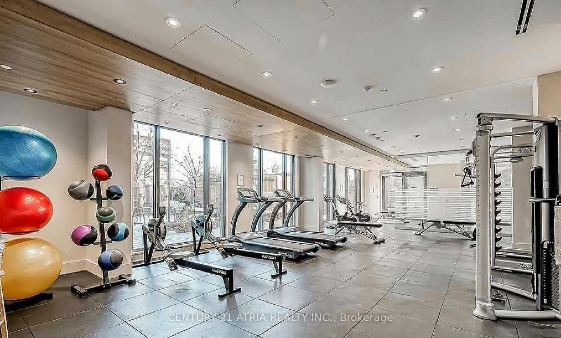 Photo 23 of Unit 712, 21 Park Street E, Mississauga, Port Credit — HOMEH