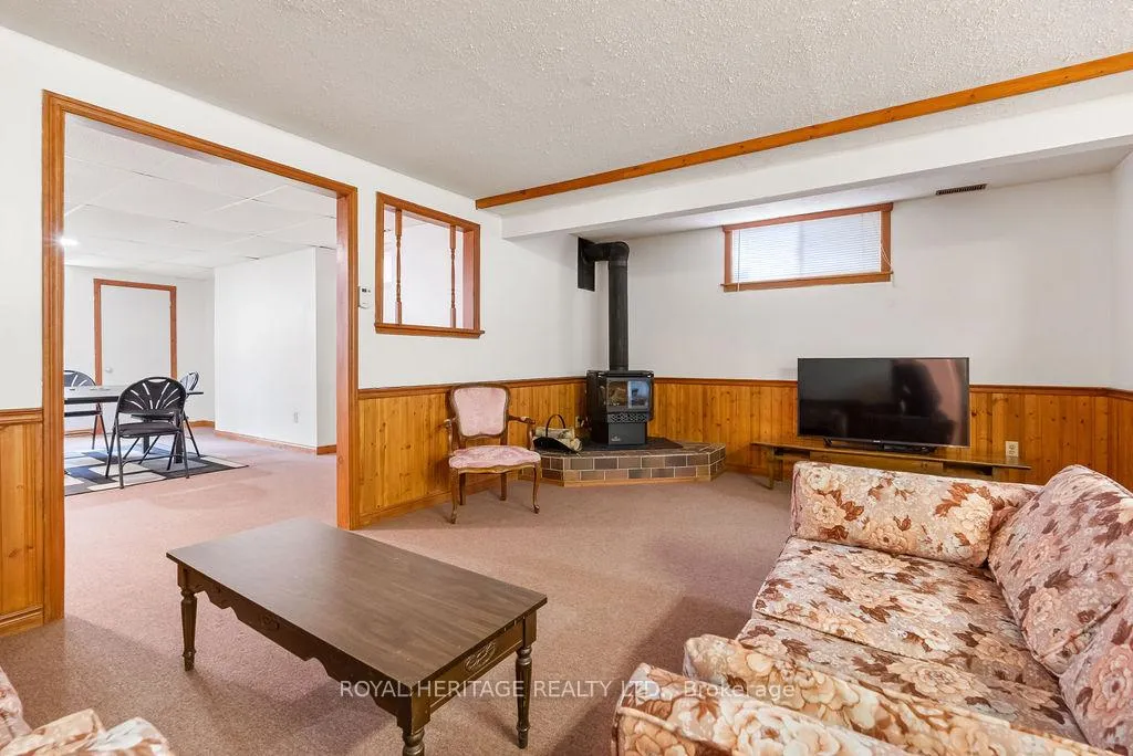Photo 25 of 23 Juniper Court, Kawartha Lakes, Bobcaygeon — HOMEH