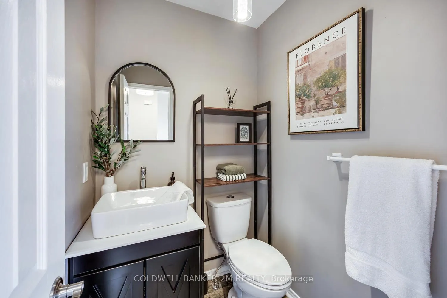 Photo 22 of 23 Freeland Avenue, Clarington, Bowmanville — HOMEH
