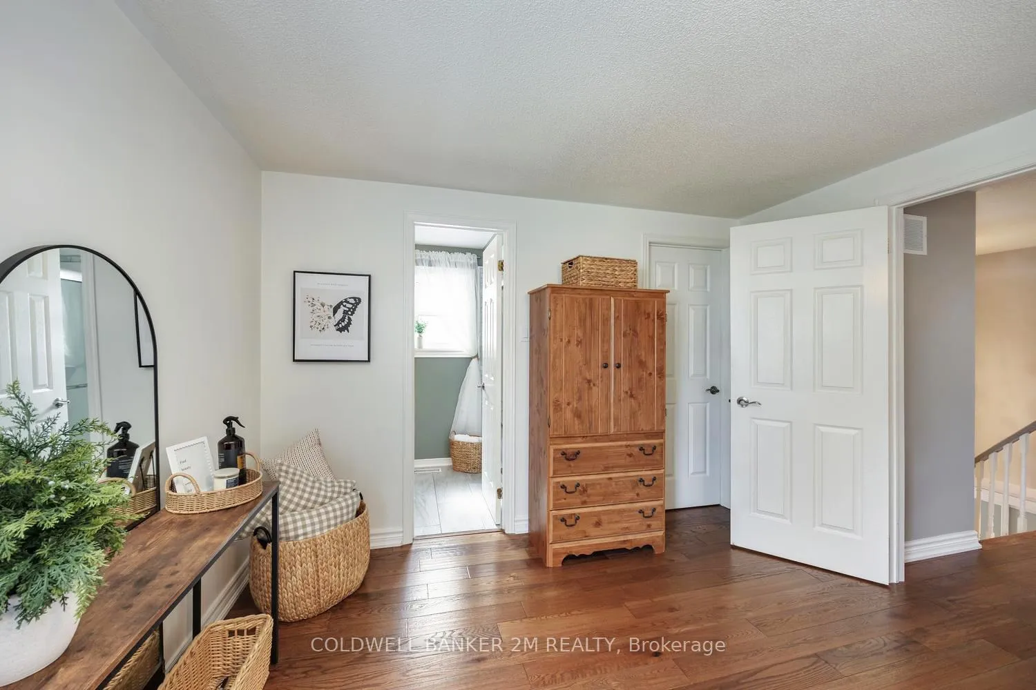 Photo 26 of 23 Freeland Avenue, Clarington, Bowmanville — HOMEH