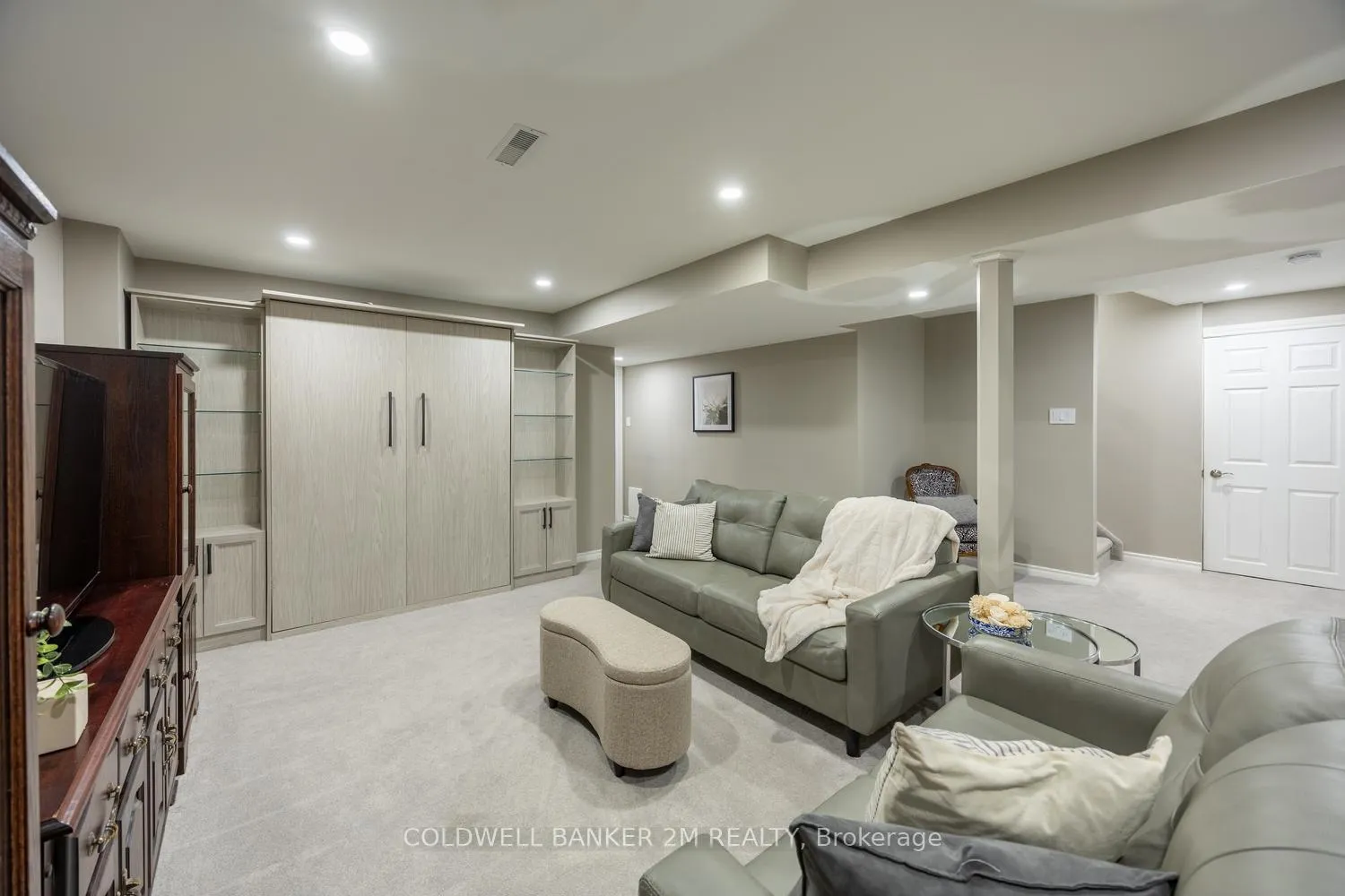 Photo 35 of 23 Freeland Avenue, Clarington, Bowmanville — HOMEH