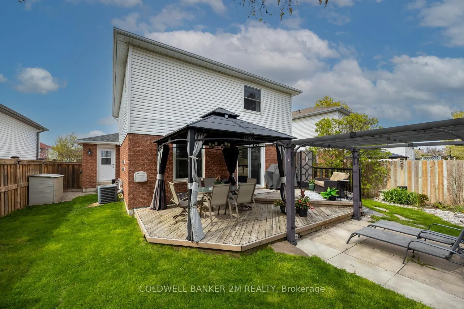 Photo 44 of 23 Freeland Avenue, Clarington, Bowmanville — HOMEH