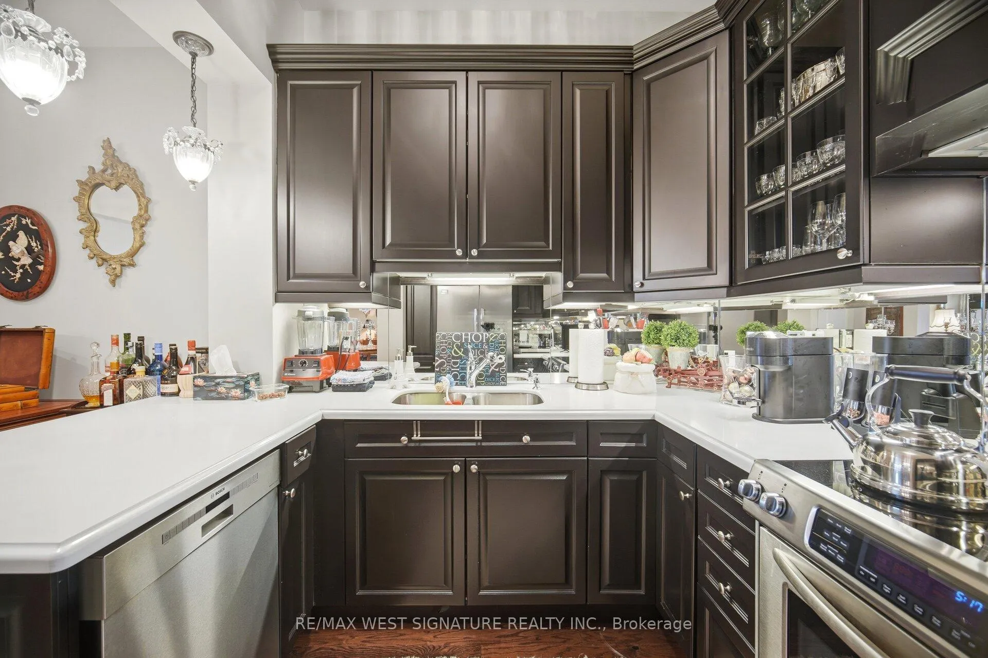 Photo 12 of Unit 112, 80 Burns Boulevard, King, King City — HOMEH