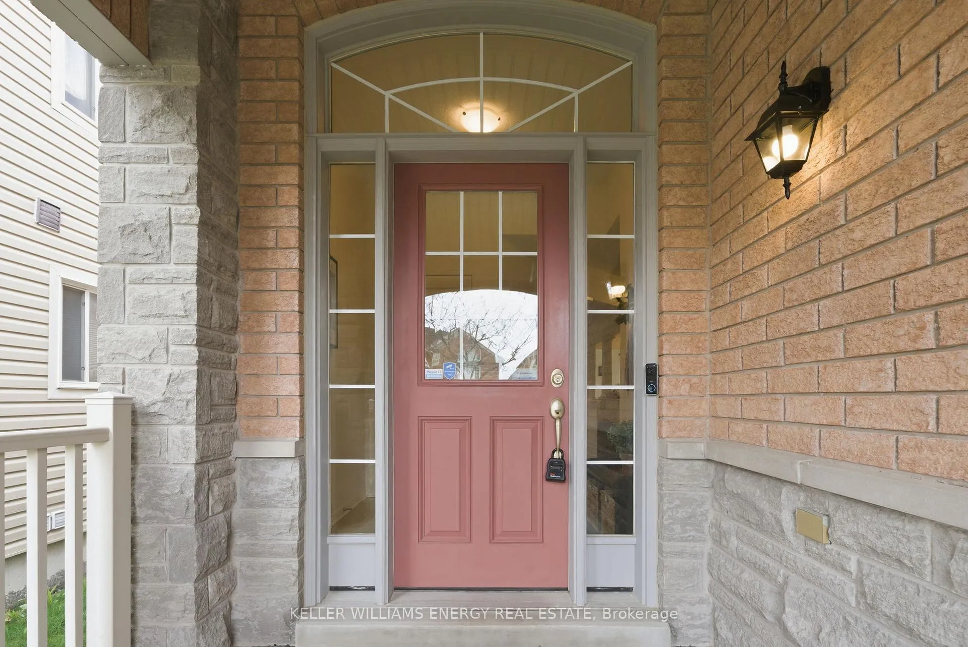 Photo 3 of 1748 Gower Drive, Oshawa, Taunton — HOMEH