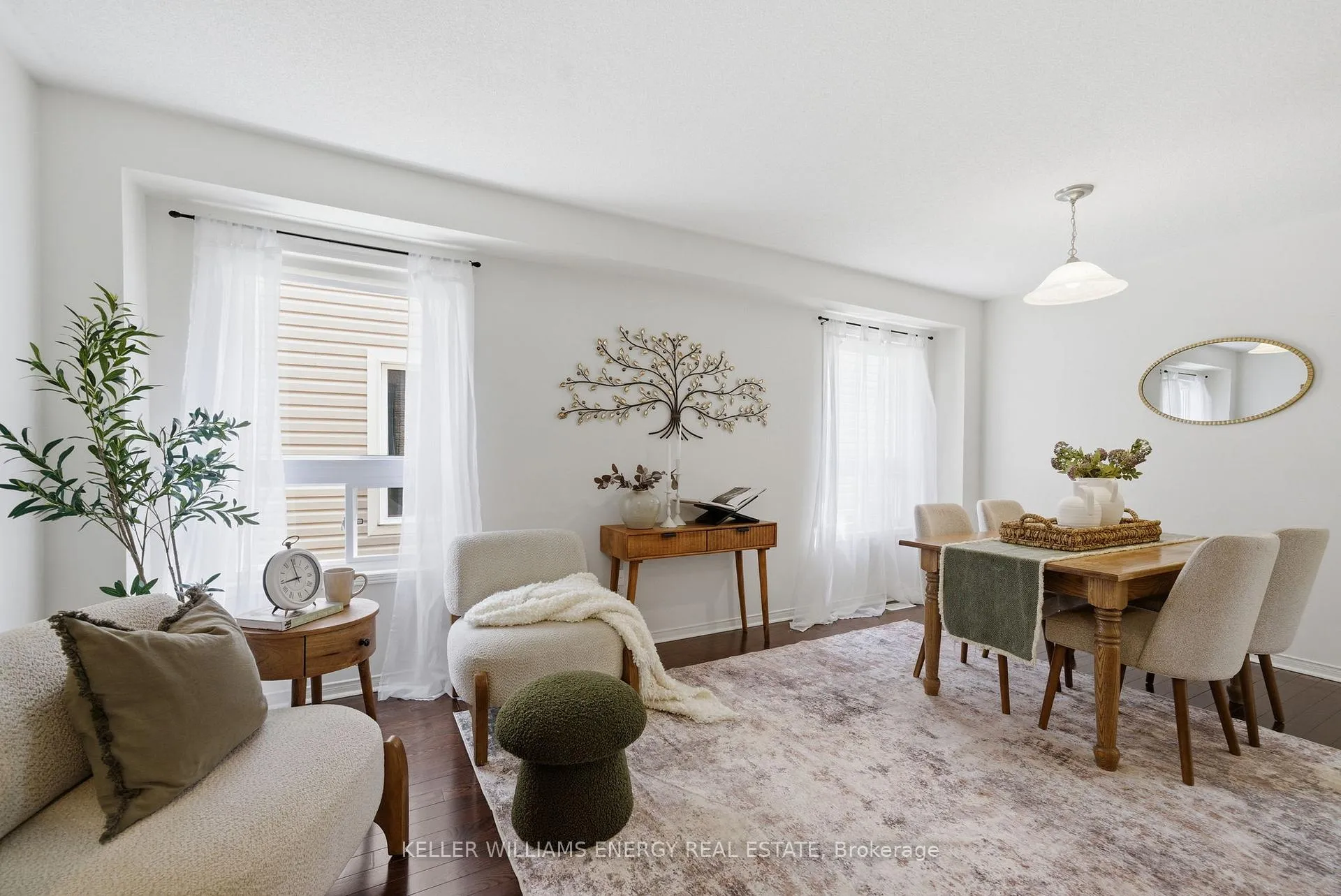 Photo 14 of 1748 Gower Drive, Oshawa, Taunton — HOMEH