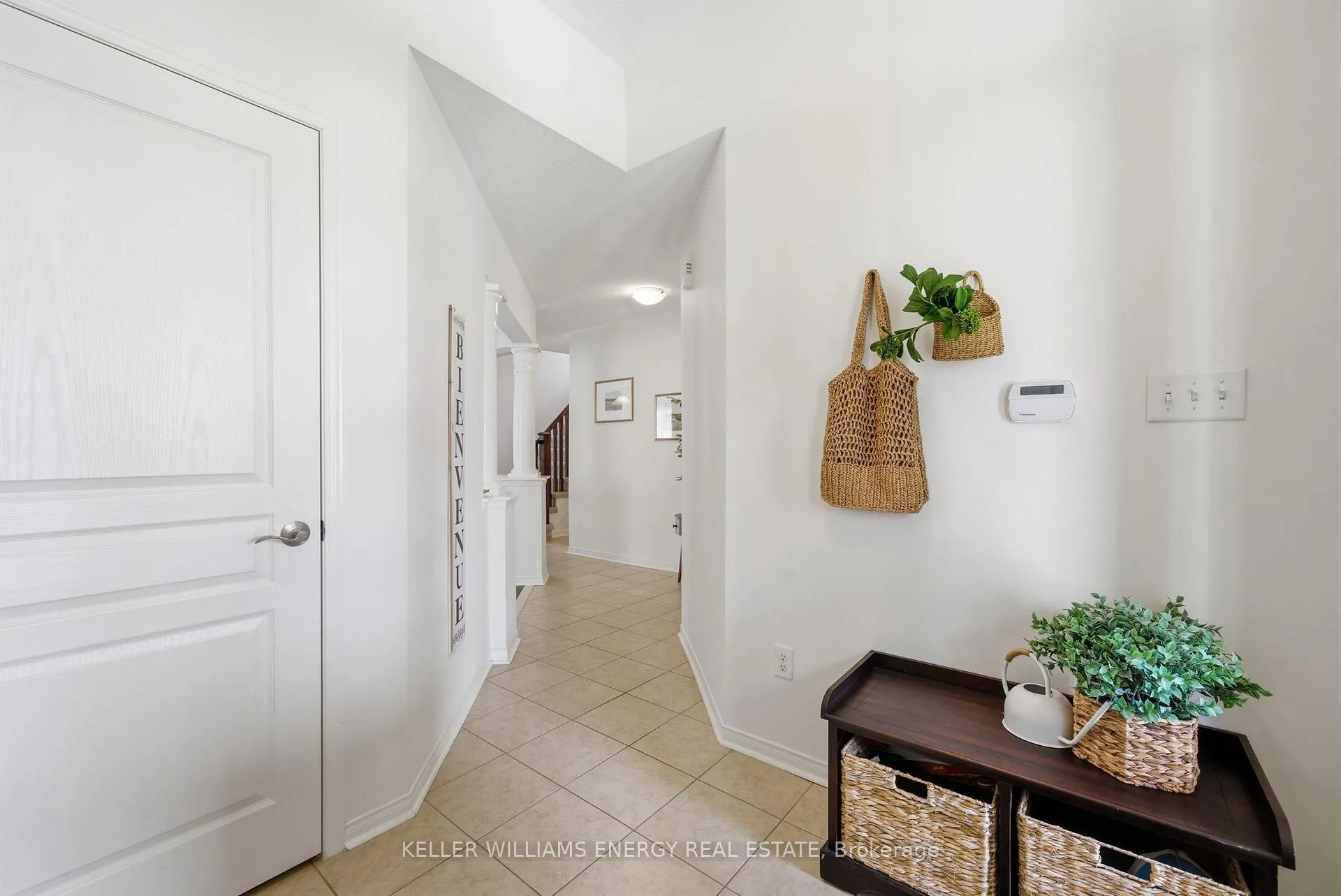 Photo 16 of 1748 Gower Drive, Oshawa, Taunton — HOMEH
