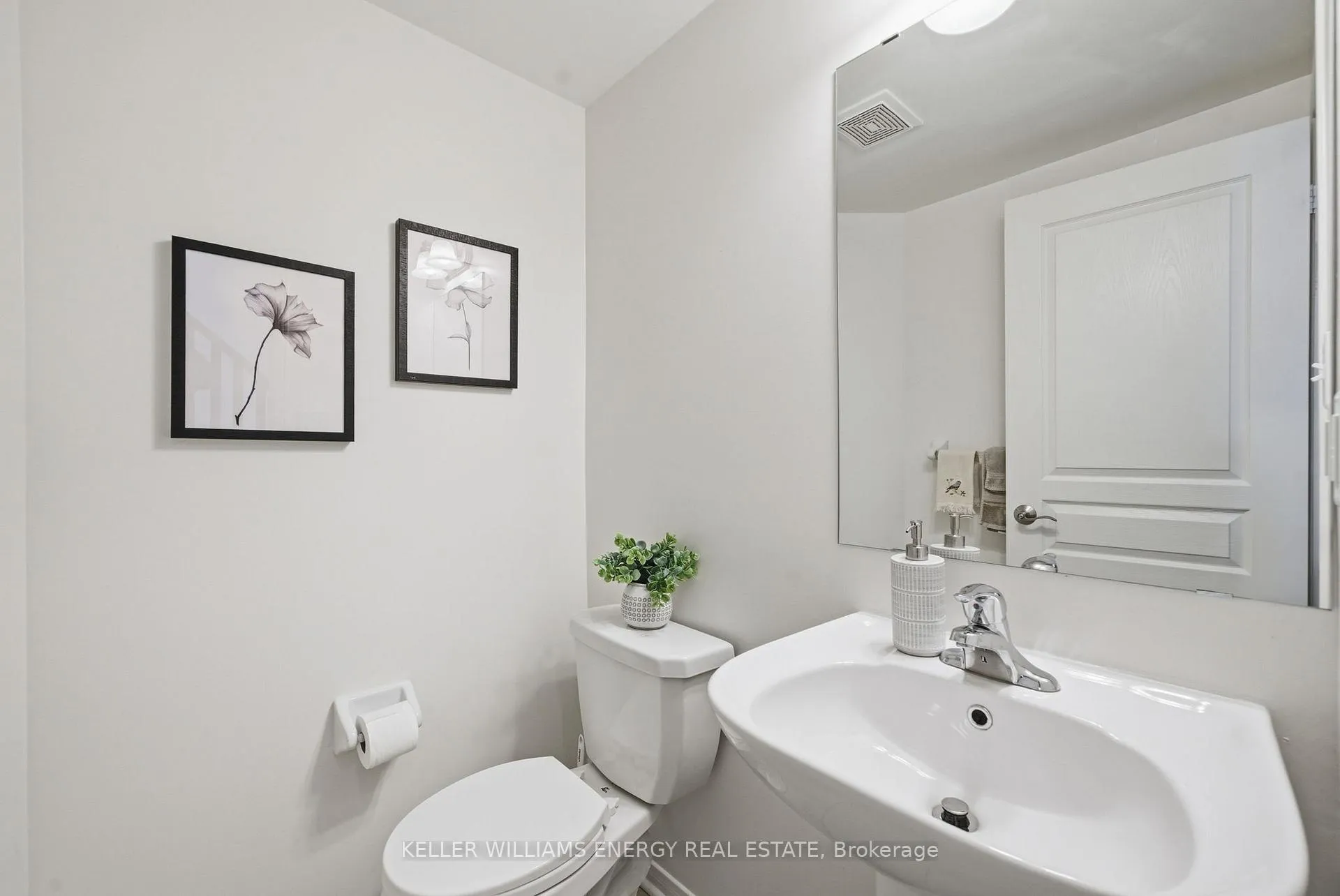 Photo 17 of 1748 Gower Drive, Oshawa, Taunton — HOMEH