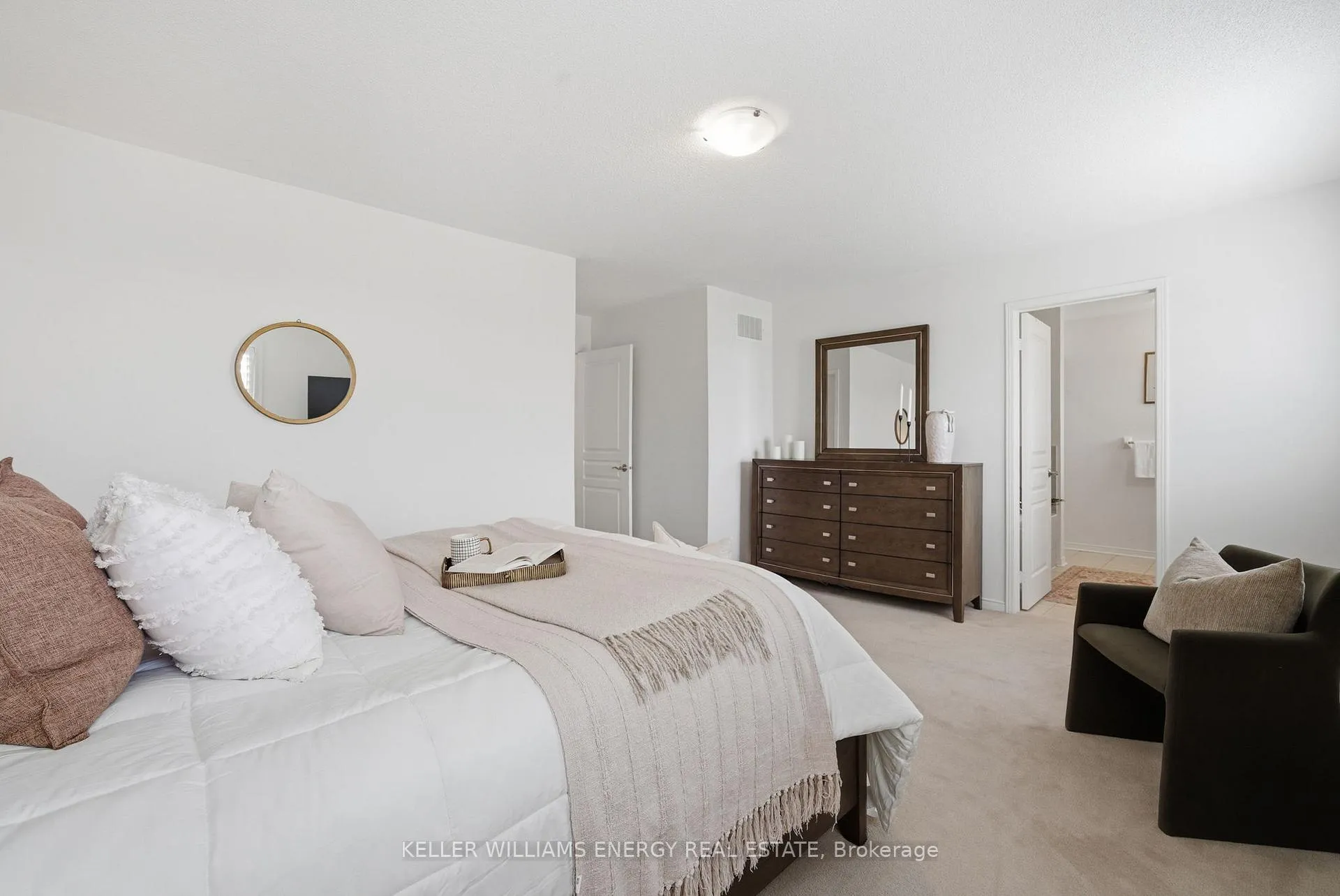 Photo 22 of 1748 Gower Drive, Oshawa, Taunton — HOMEH
