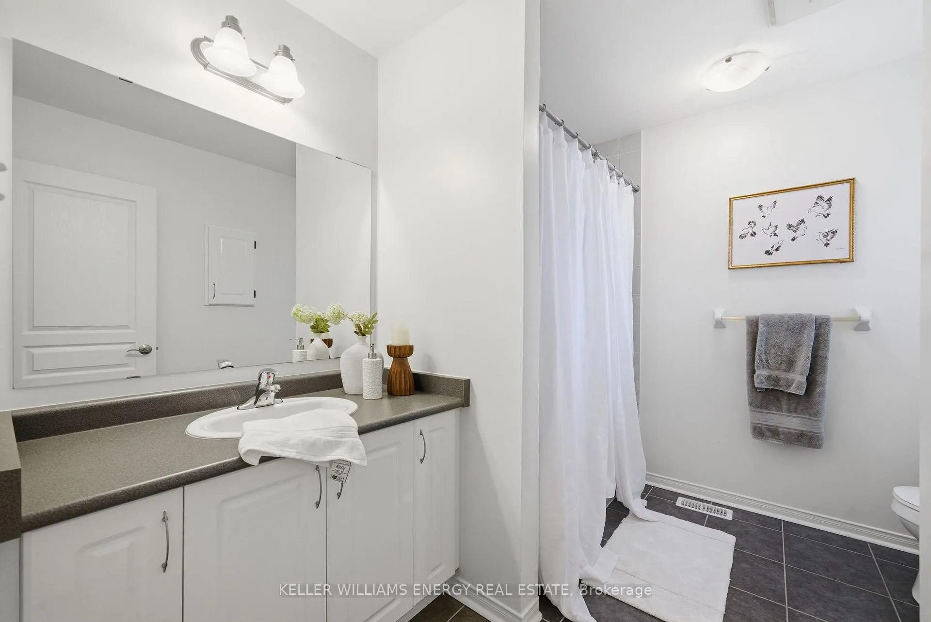 Photo 29 of 1748 Gower Drive, Oshawa, Taunton — HOMEH