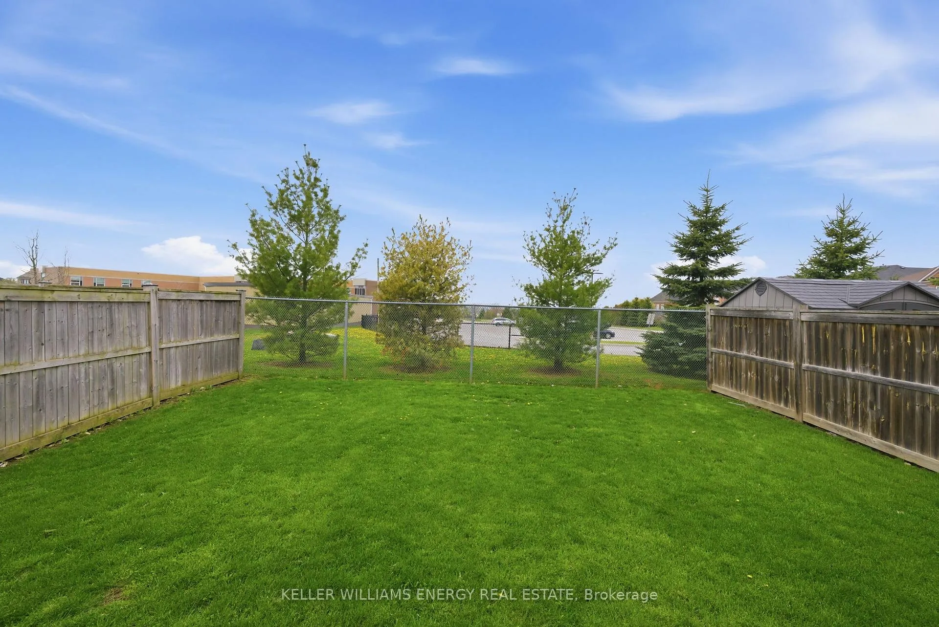 Photo 31 of 1748 Gower Drive, Oshawa, Taunton — HOMEH