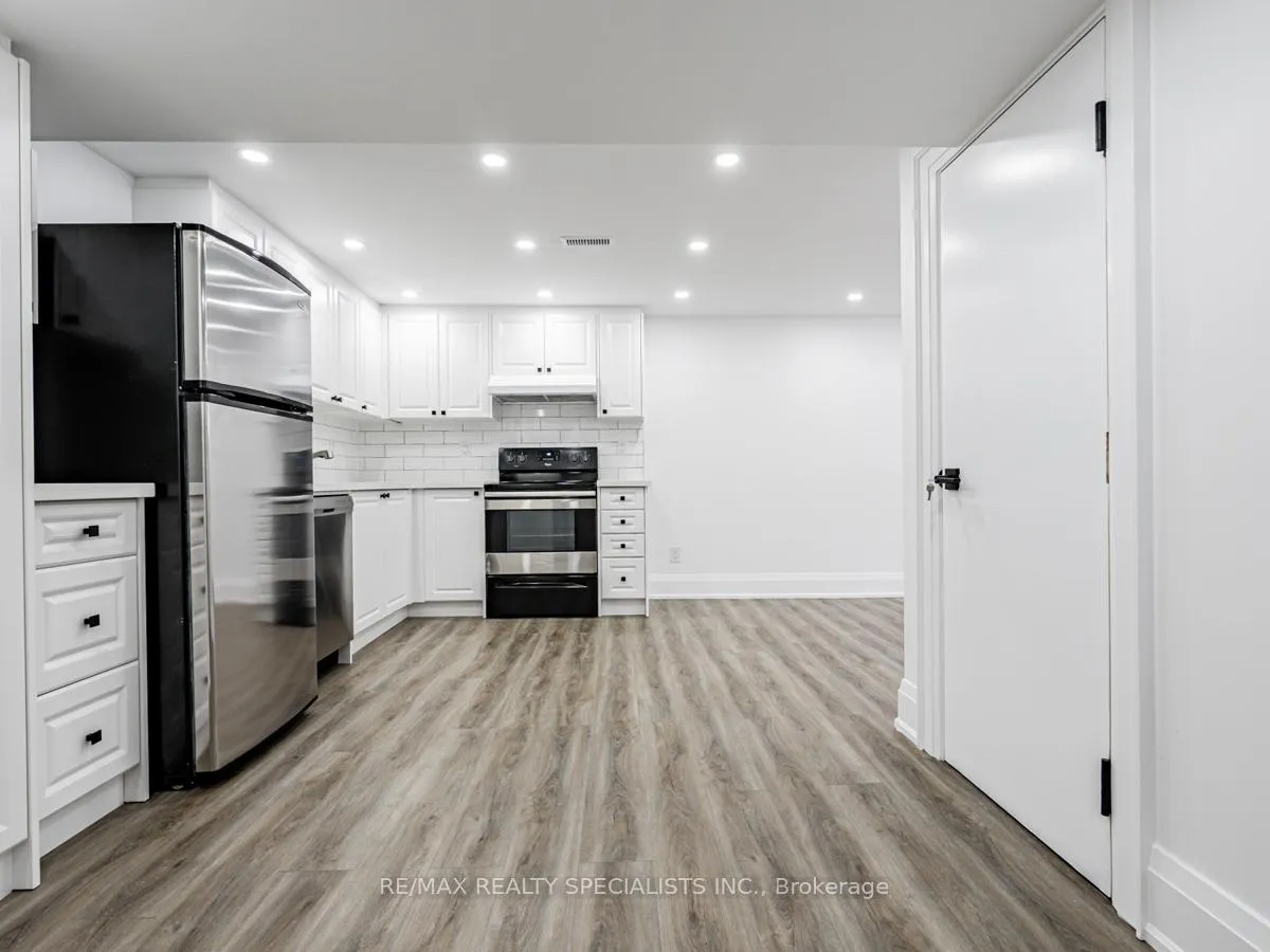 Photo 8 of Unit BSMT, 12 Deeth Drive, Etobicoke, Humber Heights — HOMEH