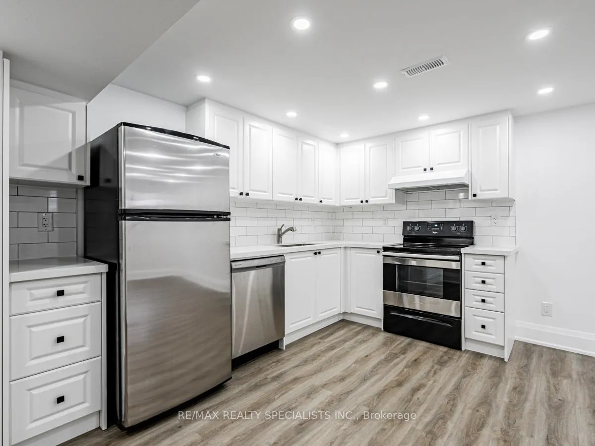 Photo 12 of Unit BSMT, 12 Deeth Drive, Etobicoke, Humber Heights — HOMEH