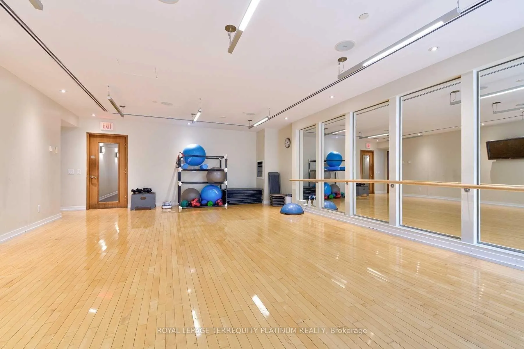 Photo 11 of Unit 2703, 2191 Yonge Street, Toronto, Mount Pleasant East — HOMEH