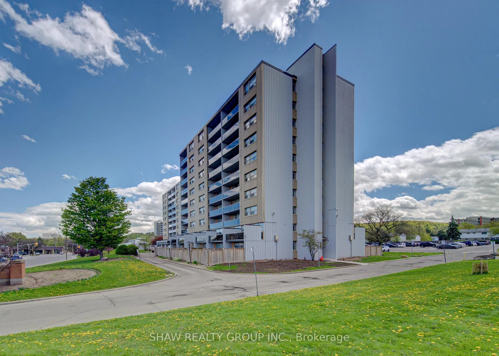 Photo 3 of Unit 914, 15 Albright Road, Hamilton, Vincent — HOMEH