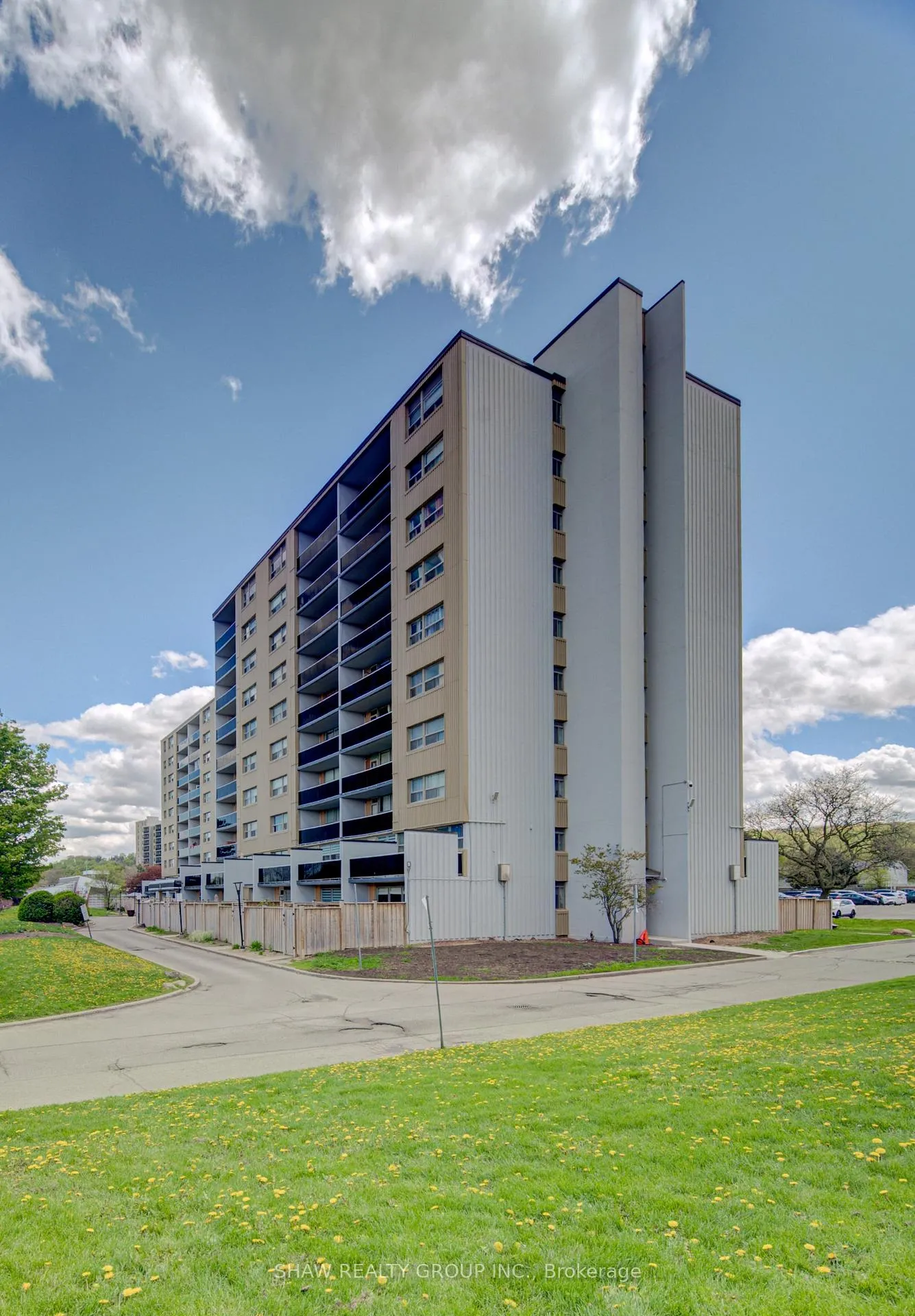Photo 4 of Unit 914, 15 Albright Road, Hamilton, Vincent — HOMEH