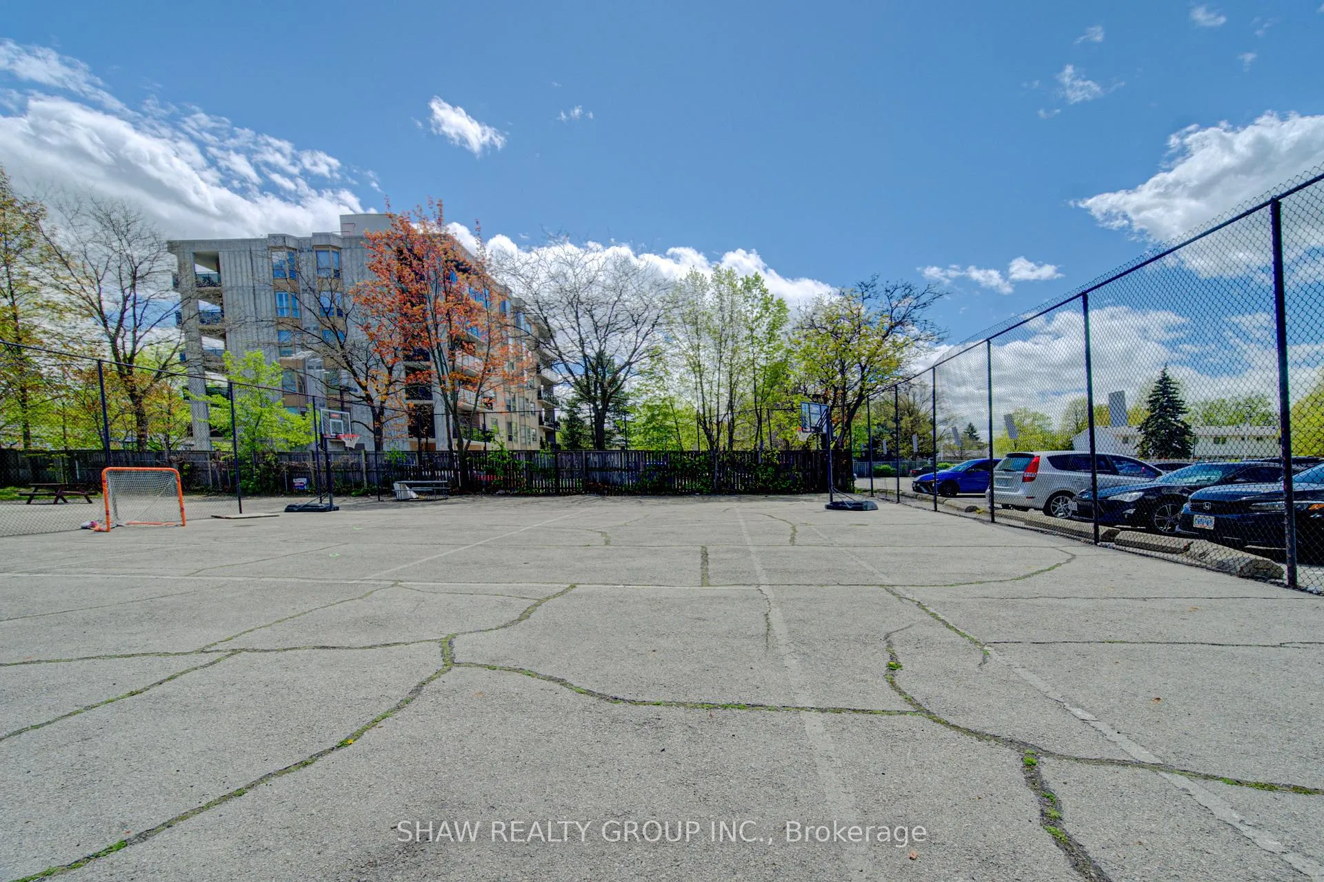 Photo 8 of Unit 914, 15 Albright Road, Hamilton, Vincent — HOMEH