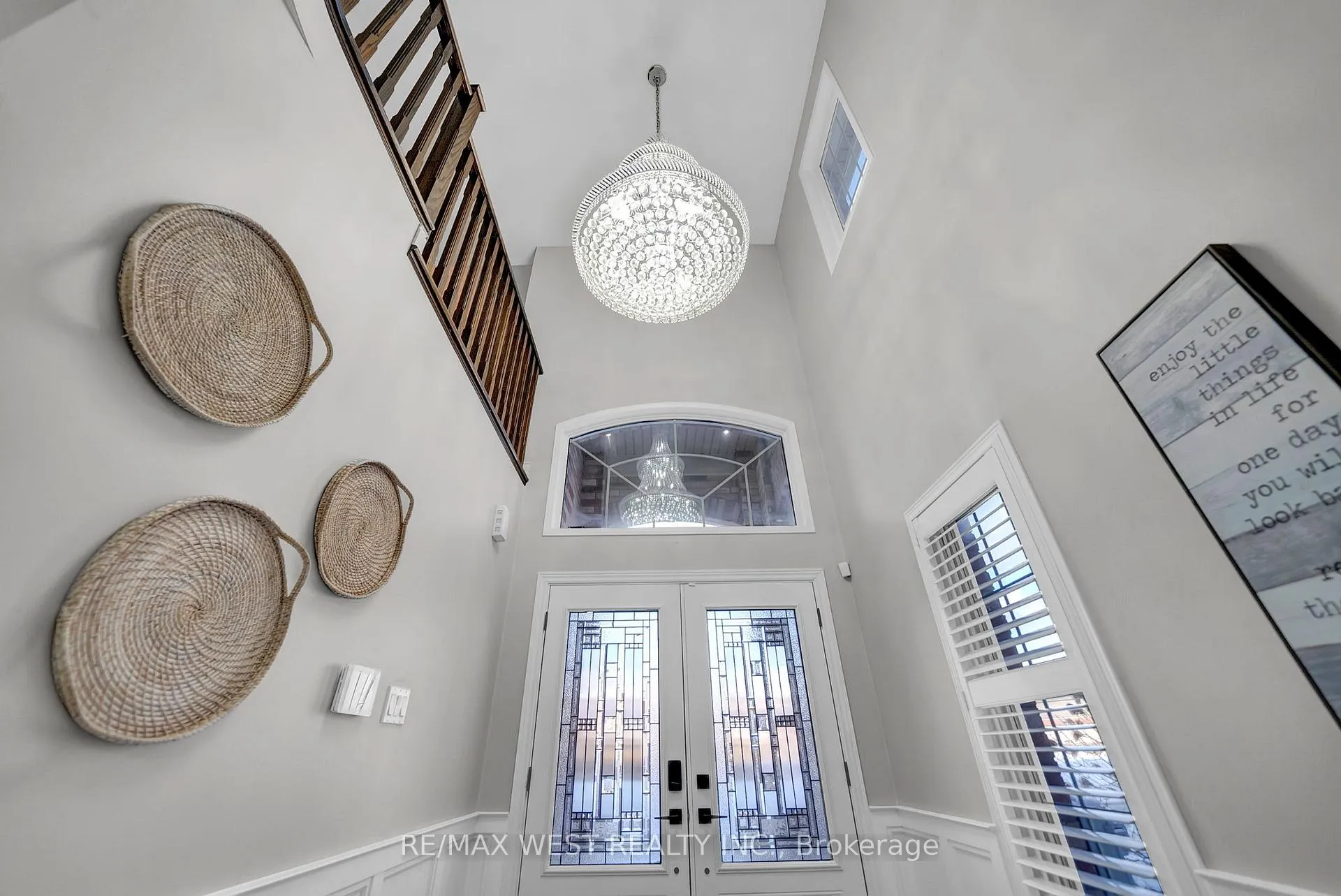 Photo 5 of 1043 Coldstream Drive, Oshawa, Taunton — HOMEH