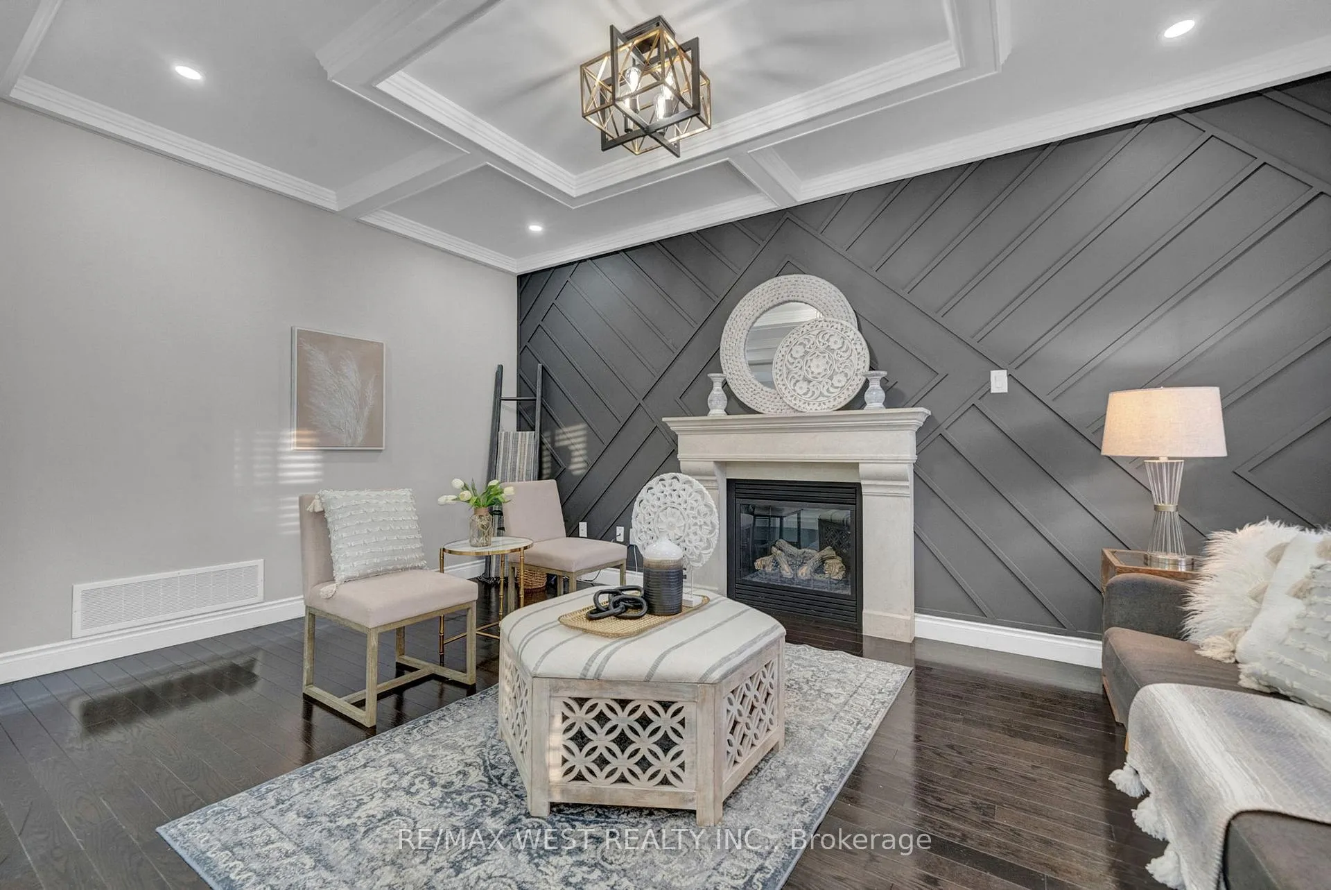 Photo 15 of 1043 Coldstream Drive, Oshawa, Taunton — HOMEH