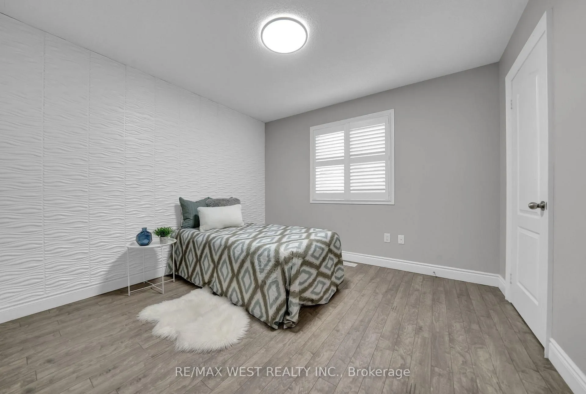 Photo 27 of 1043 Coldstream Drive, Oshawa, Taunton — HOMEH