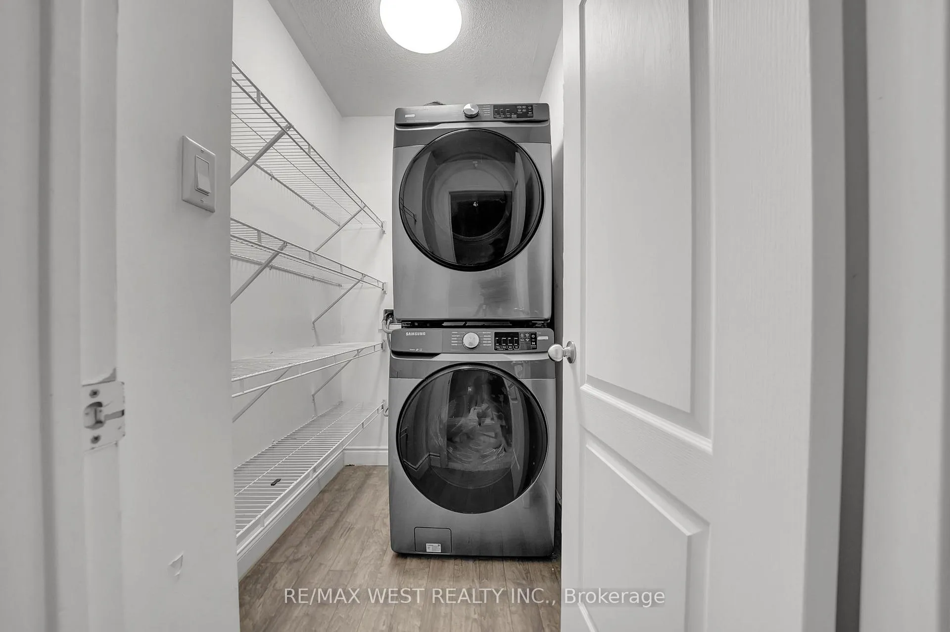 Photo 28 of 1043 Coldstream Drive, Oshawa, Taunton — HOMEH