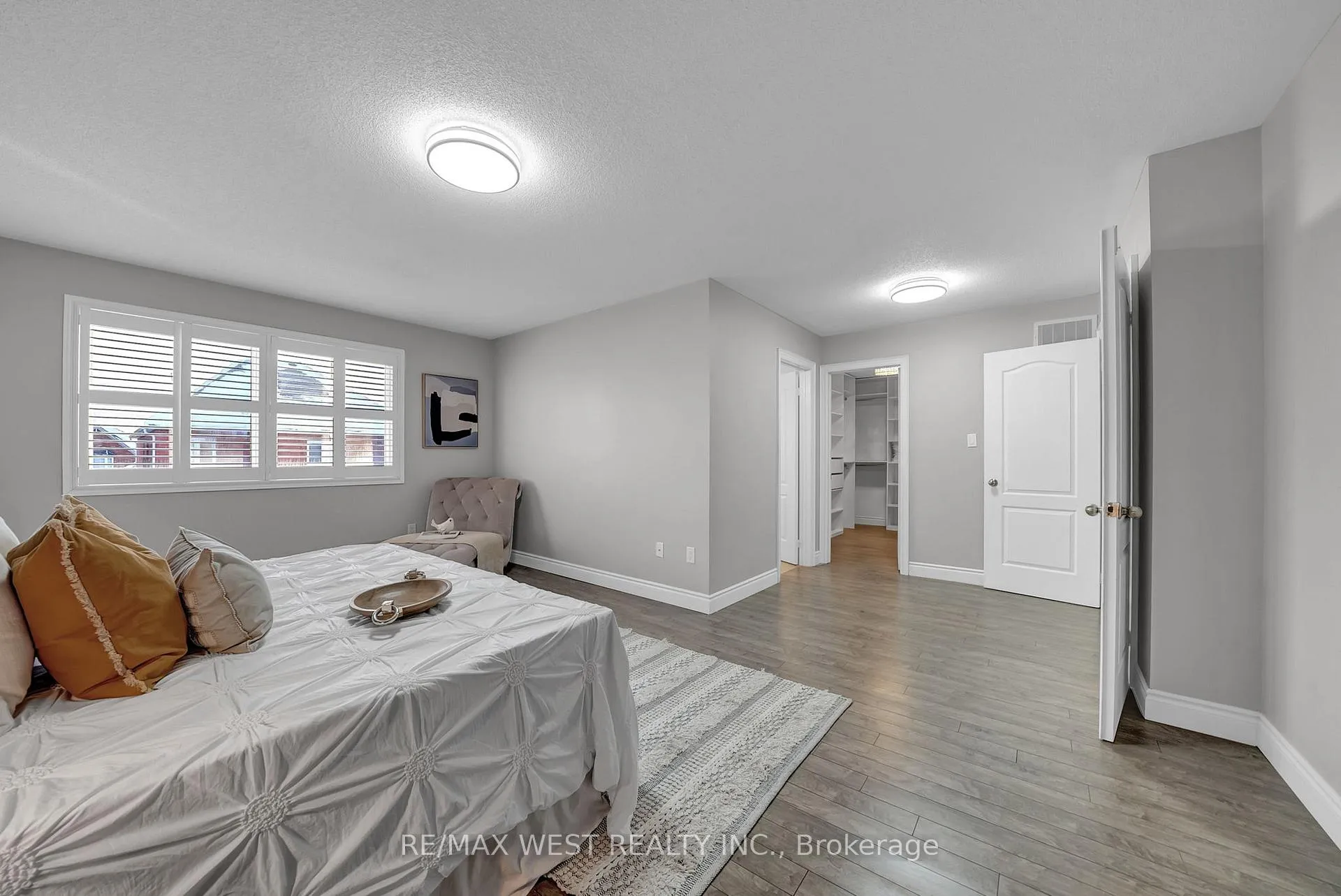 Photo 31 of 1043 Coldstream Drive, Oshawa, Taunton — HOMEH