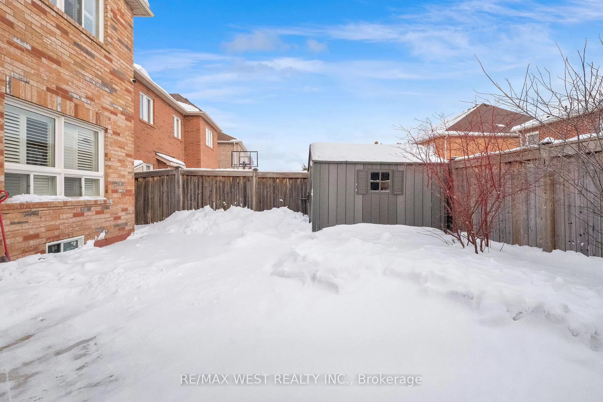 Photo 47 of 1043 Coldstream Drive, Oshawa, Taunton — HOMEH