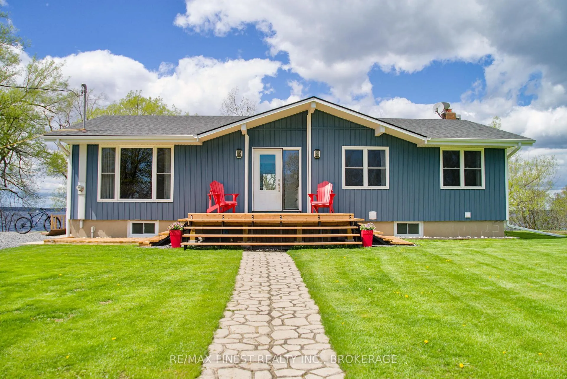Photo 1 of 185 McDonalds Lane, Frontenac Islands, The Islands — HOMEH