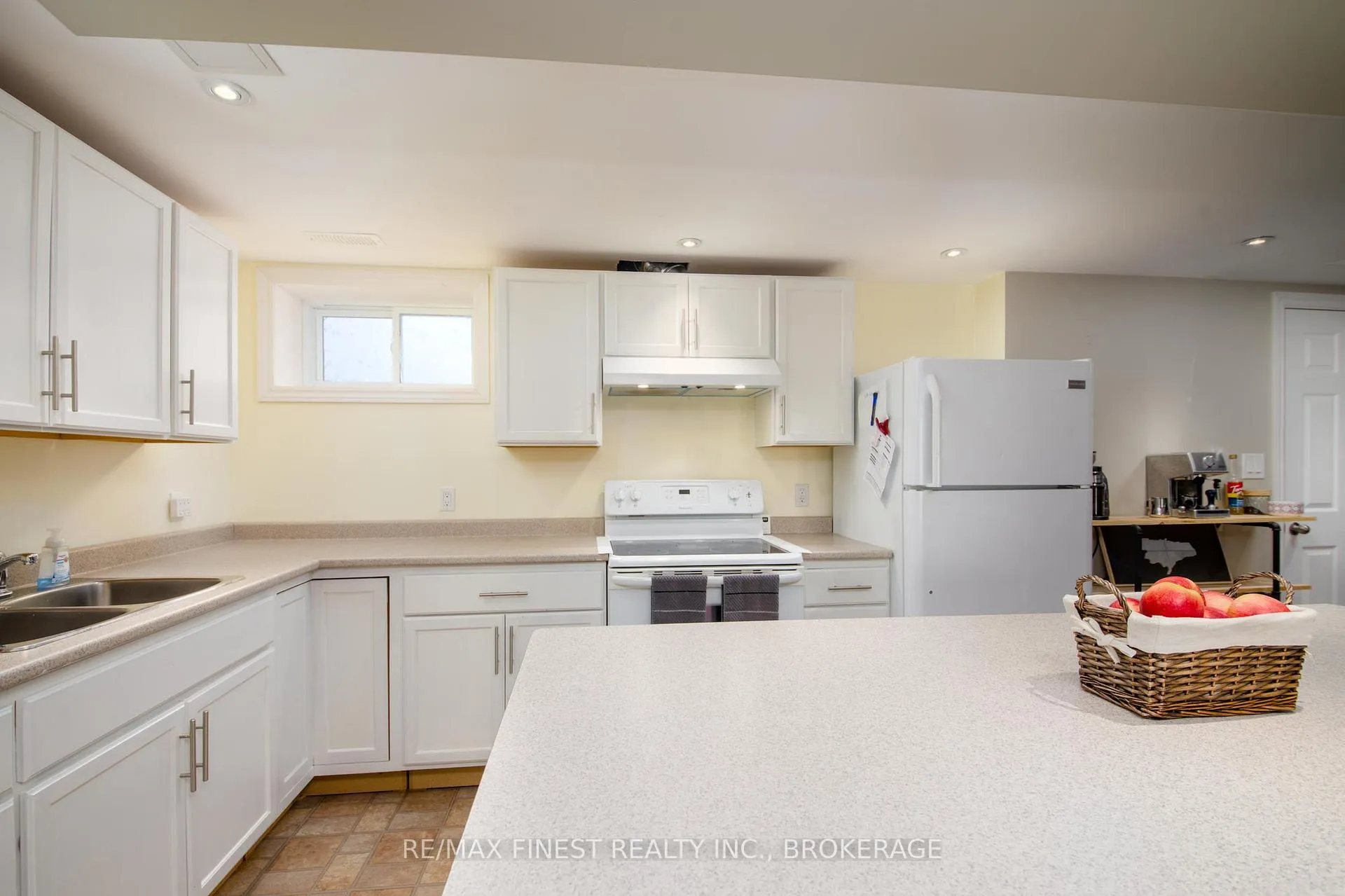 Photo 20 of 185 McDonalds Lane, Frontenac Islands, The Islands — HOMEH