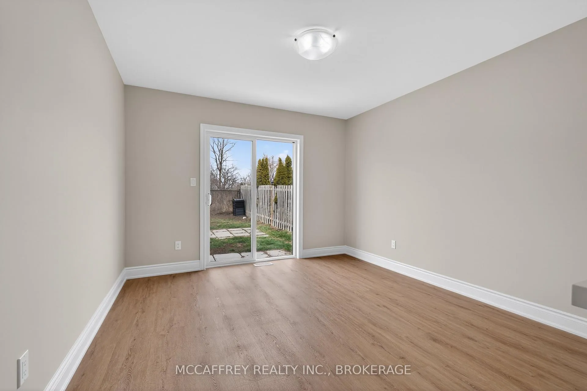 Photo 9 of 25 Kanvers Way, Greater Napanee — HOMEH