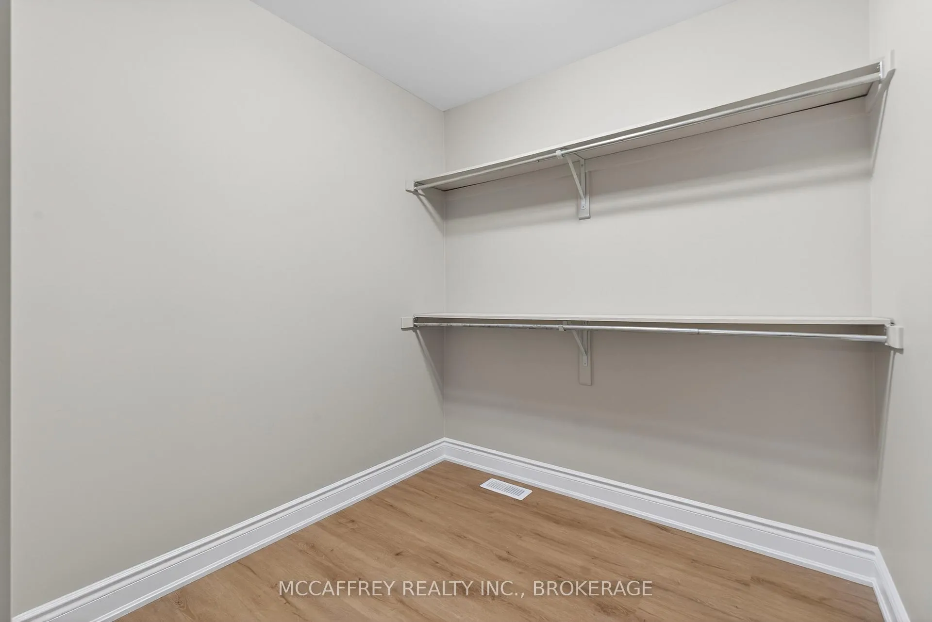 Photo 21 of 25 Kanvers Way, Greater Napanee — HOMEH