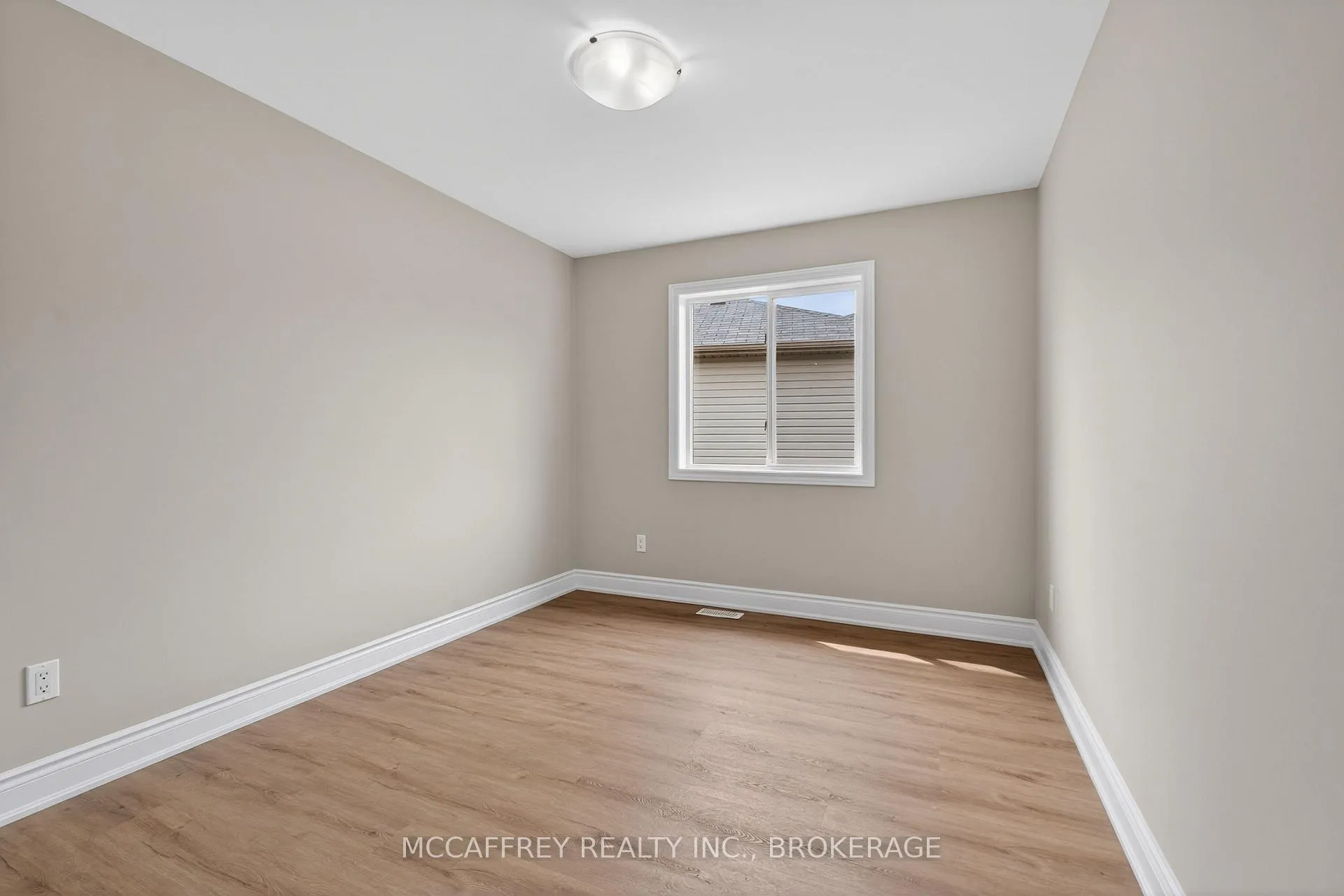 Photo 22 of 25 Kanvers Way, Greater Napanee — HOMEH