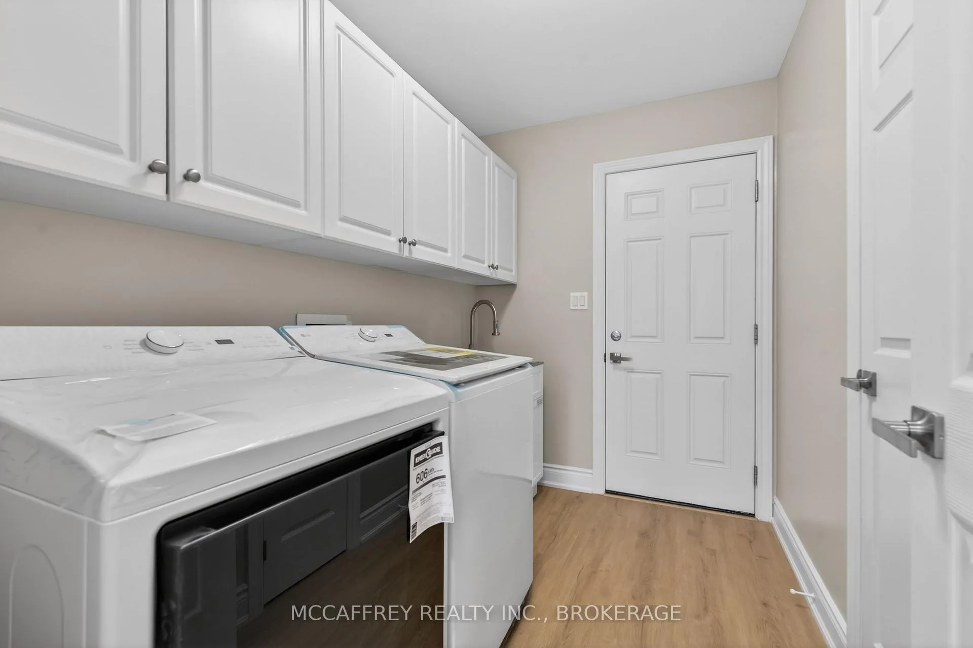 Photo 25 of 25 Kanvers Way, Greater Napanee — HOMEH