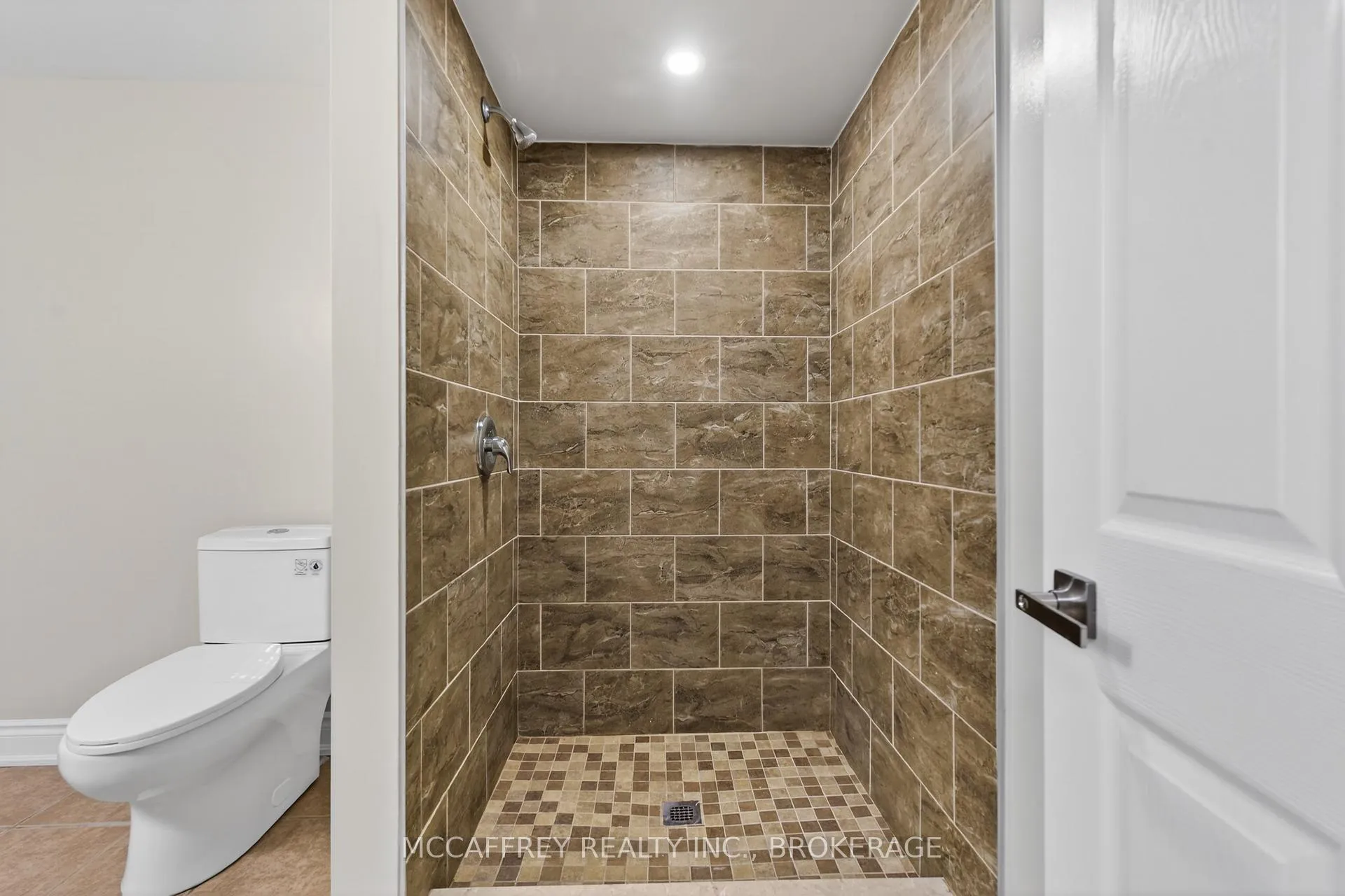 Photo 39 of 25 Kanvers Way, Greater Napanee — HOMEH