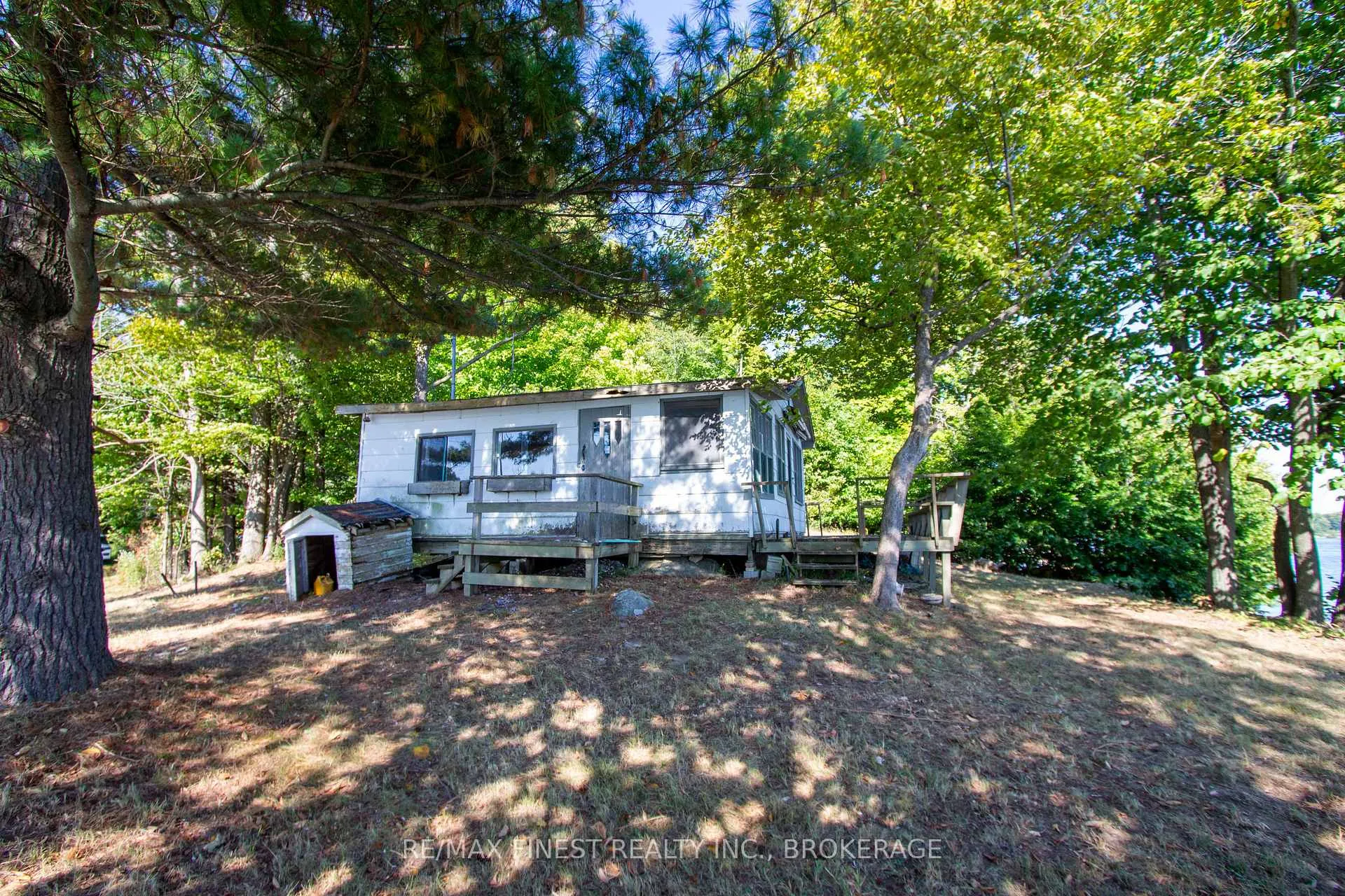 Photo 19 of 4049 Hiawatha Lane, Frontenac, Frontenac South — HOMEH