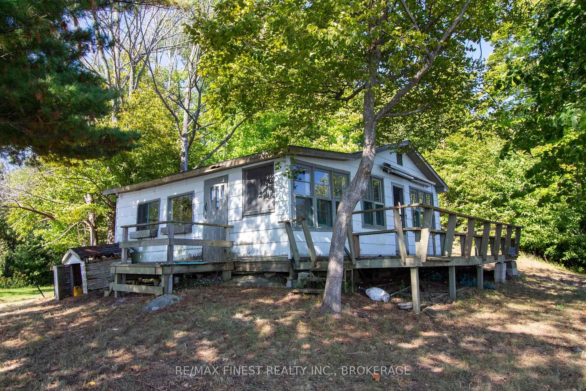 Photo 21 of 4049 Hiawatha Lane, Frontenac, Frontenac South — HOMEH