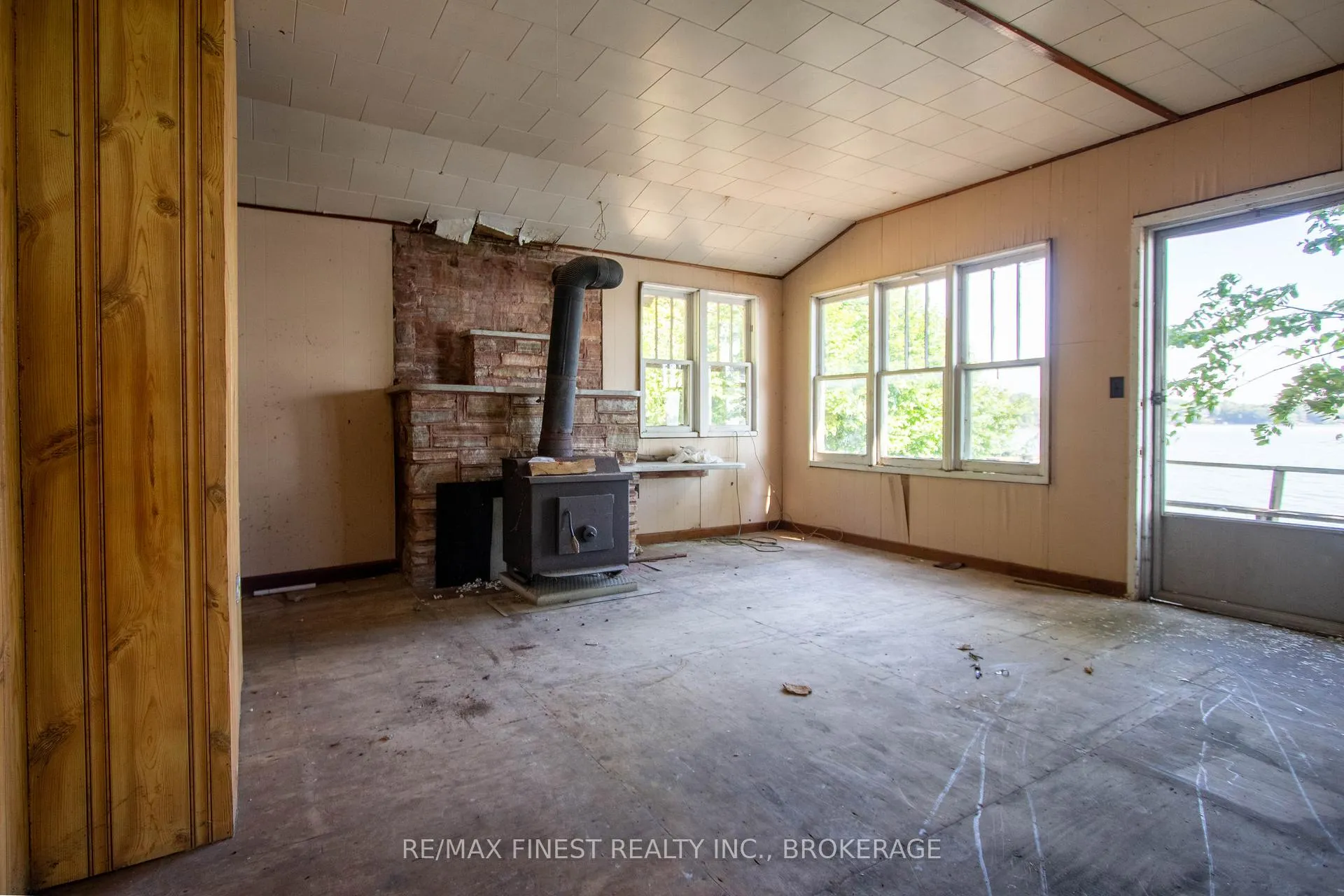 Photo 27 of 4049 Hiawatha Lane, Frontenac, Frontenac South — HOMEH