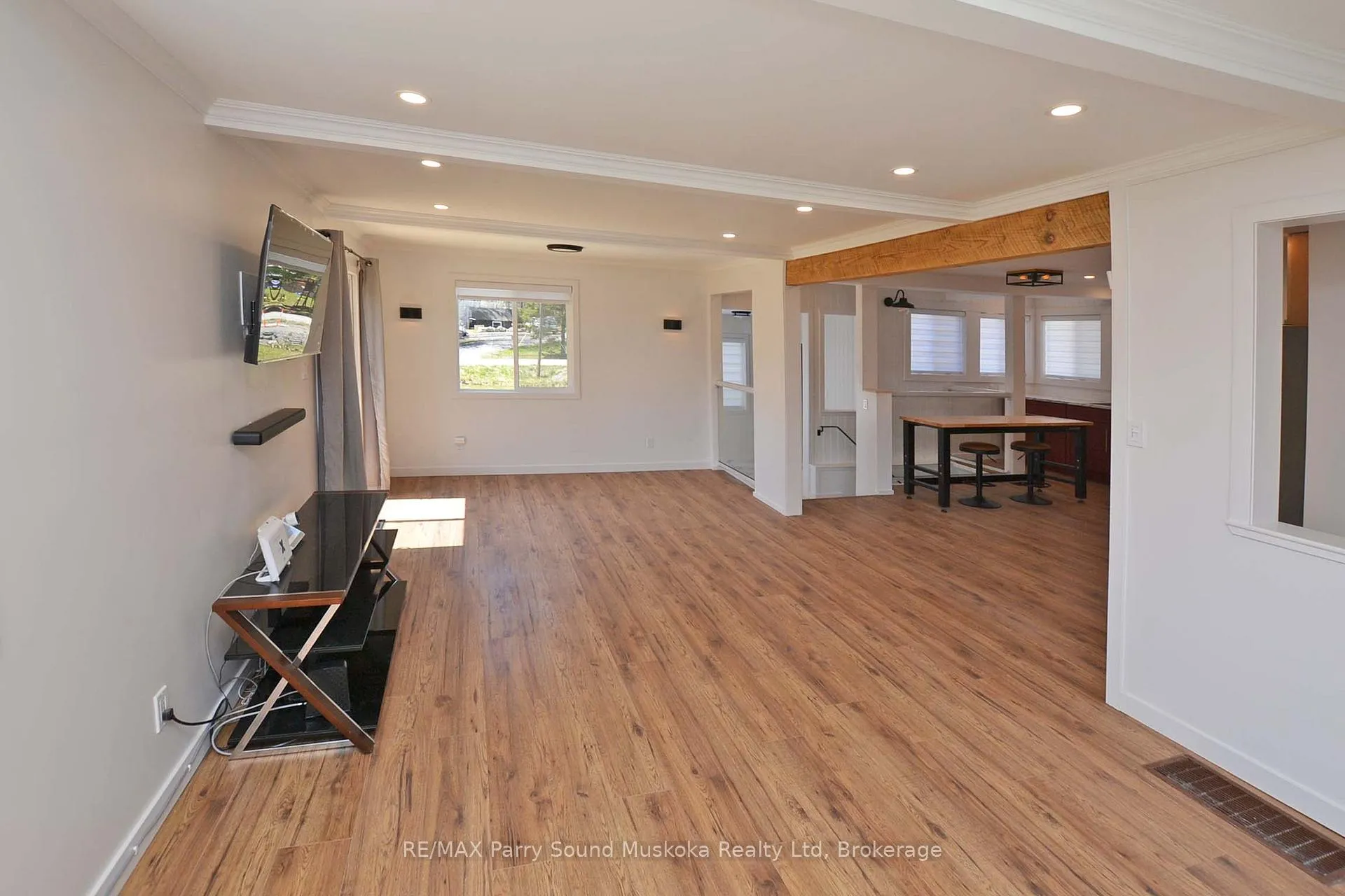 Photo 12 of 582 Turtle Lake Road, Seguin — HOMEH