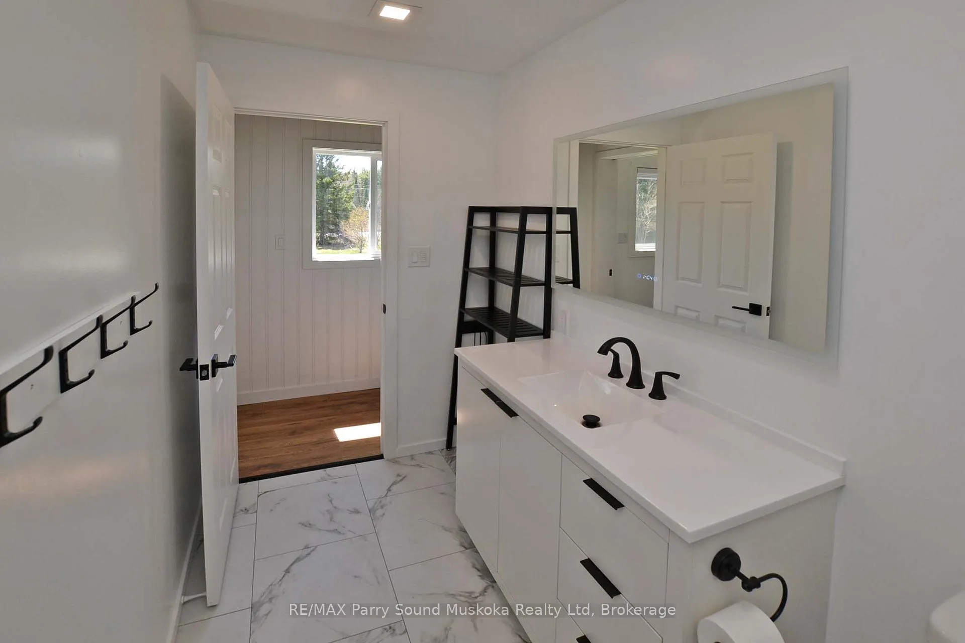 Photo 22 of 582 Turtle Lake Road, Seguin — HOMEH