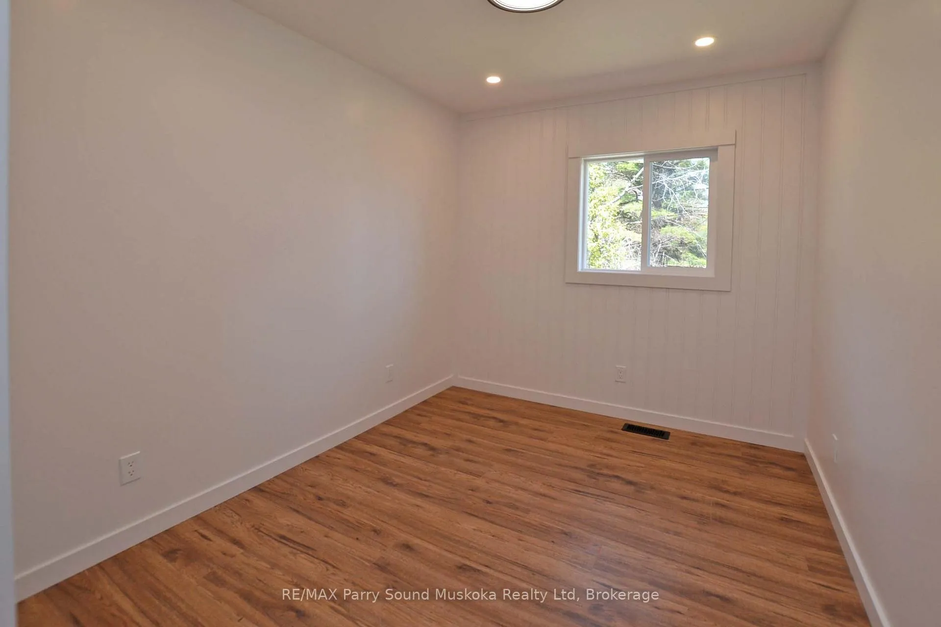 Photo 28 of 582 Turtle Lake Road, Seguin — HOMEH