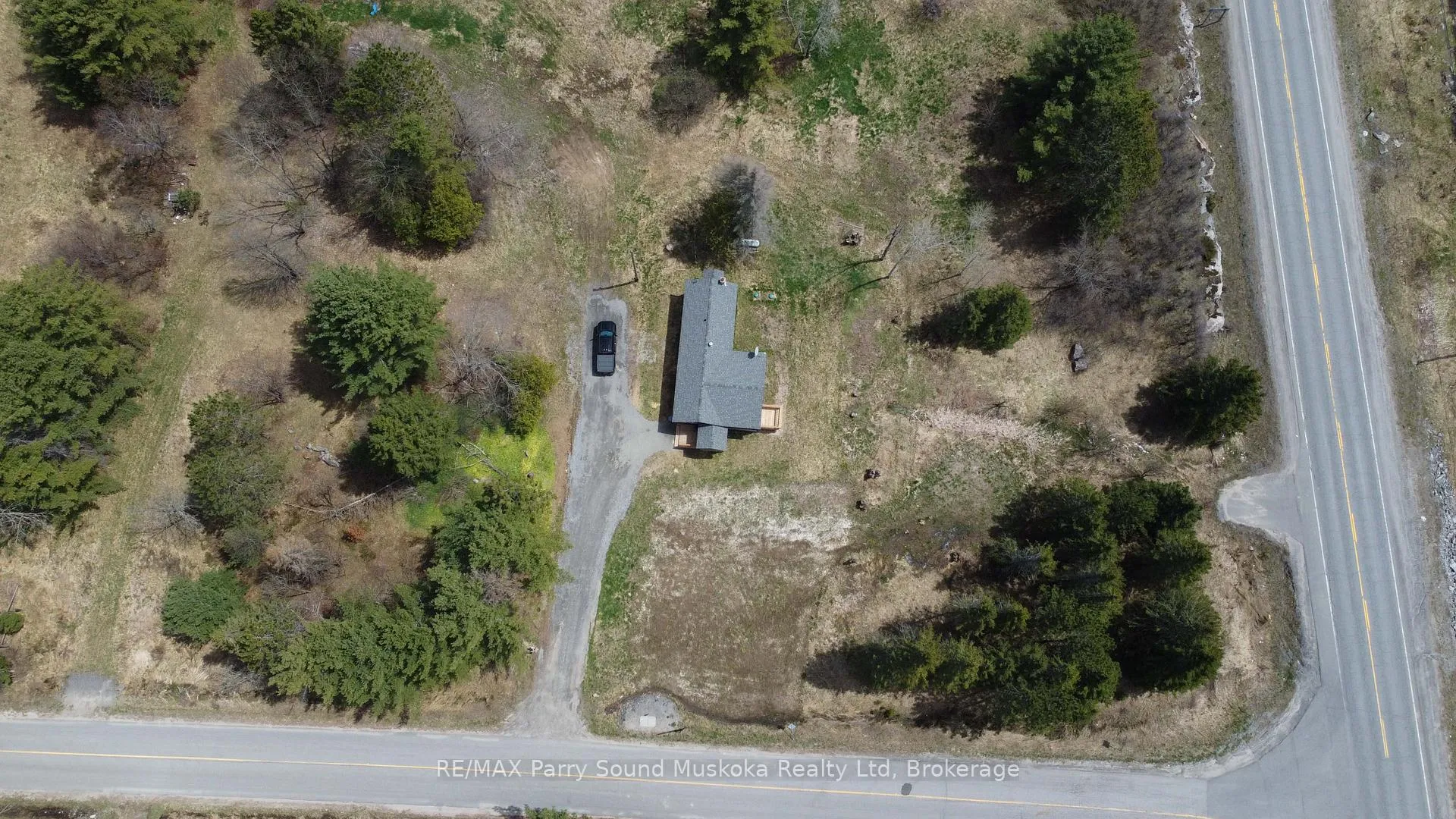 Photo 38 of 582 Turtle Lake Road, Seguin — HOMEH