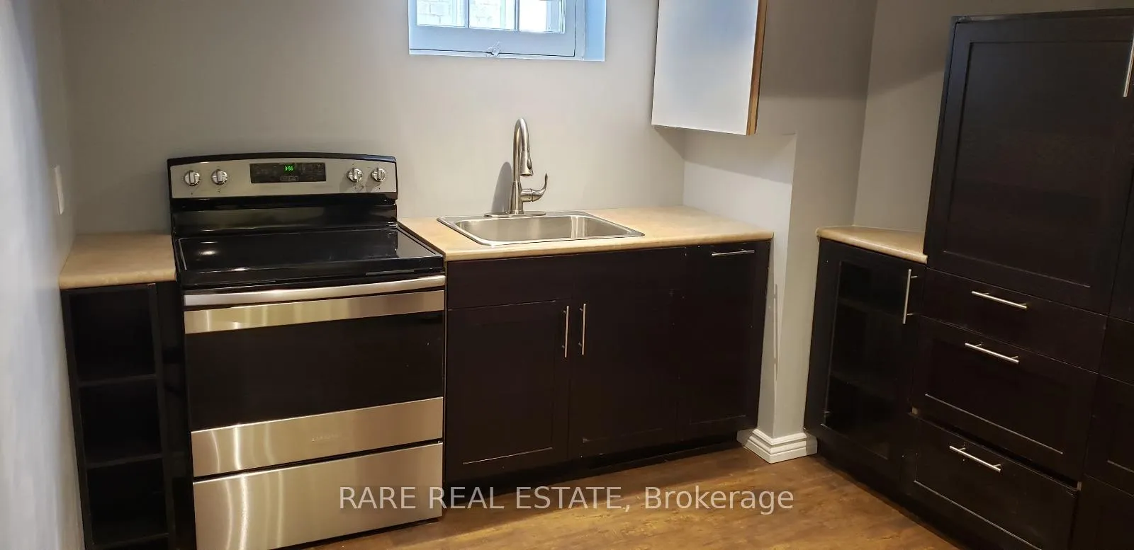 Photo 3 of 463 Donlands Avenue, Toronto, East York — HOMEH