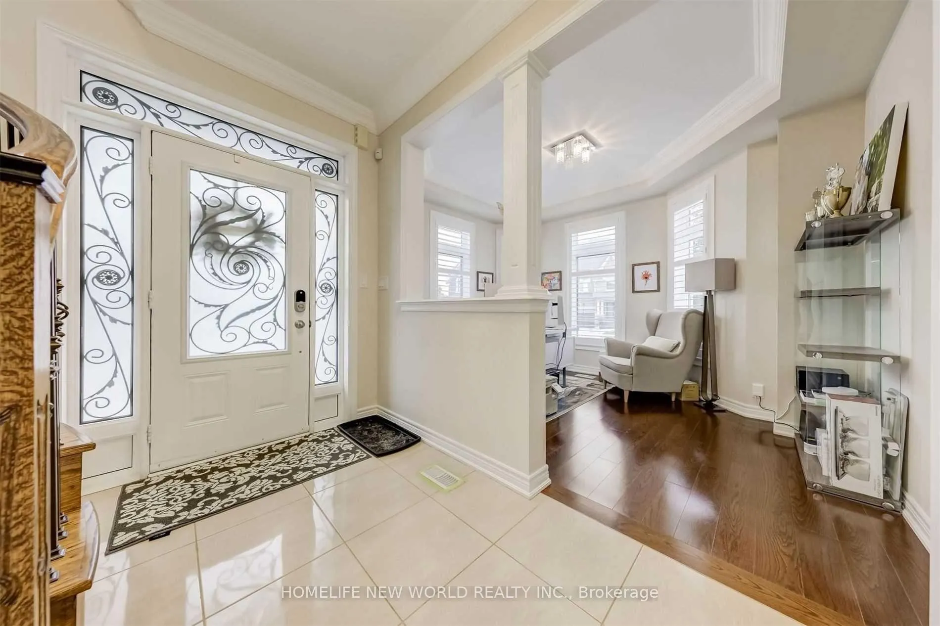 Photo 4 of 48 Roy Harper Avenue, Aurora, Rural Aurora — HOMEH