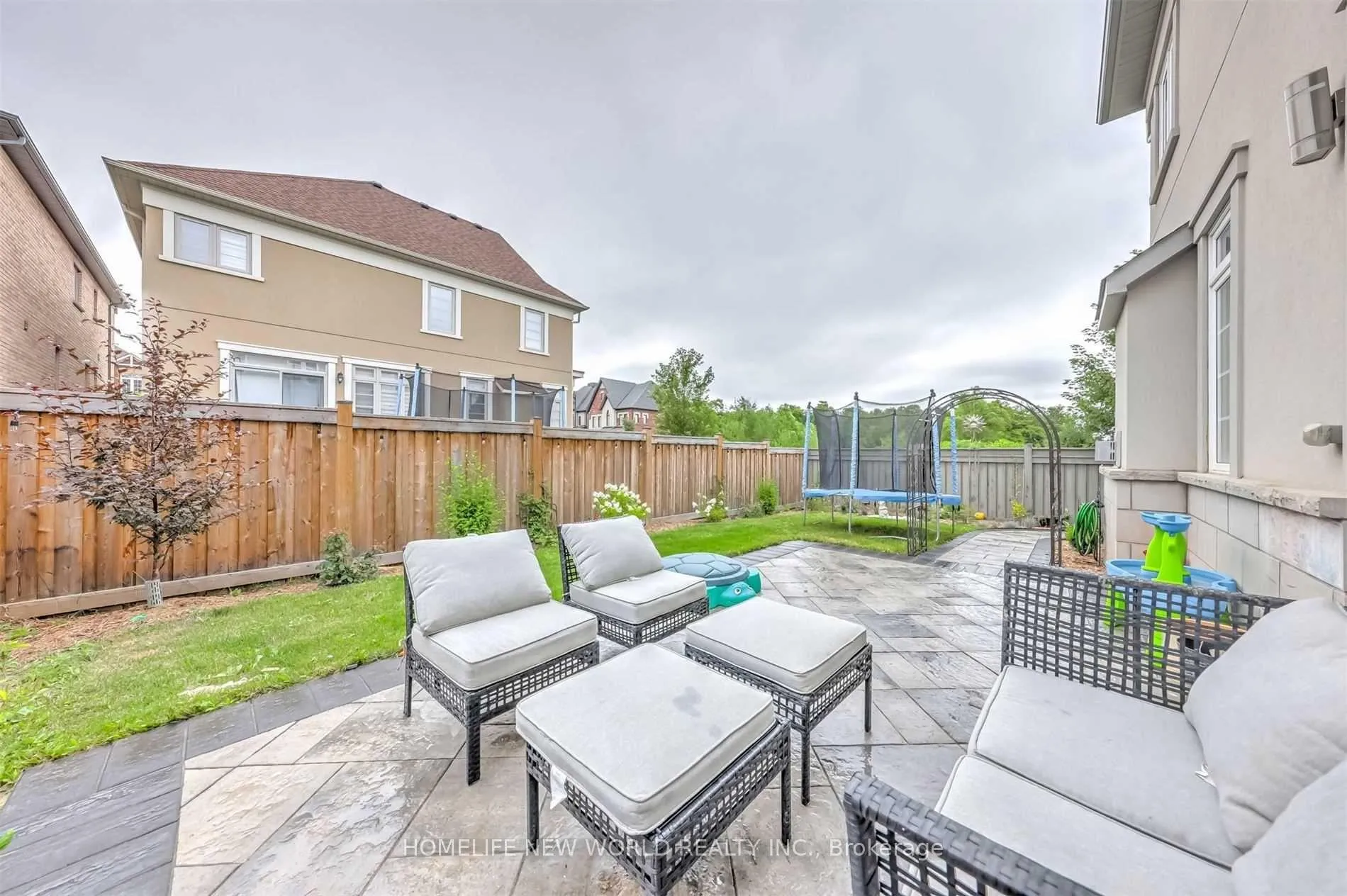 Photo 31 of 48 Roy Harper Avenue, Aurora, Rural Aurora — HOMEH