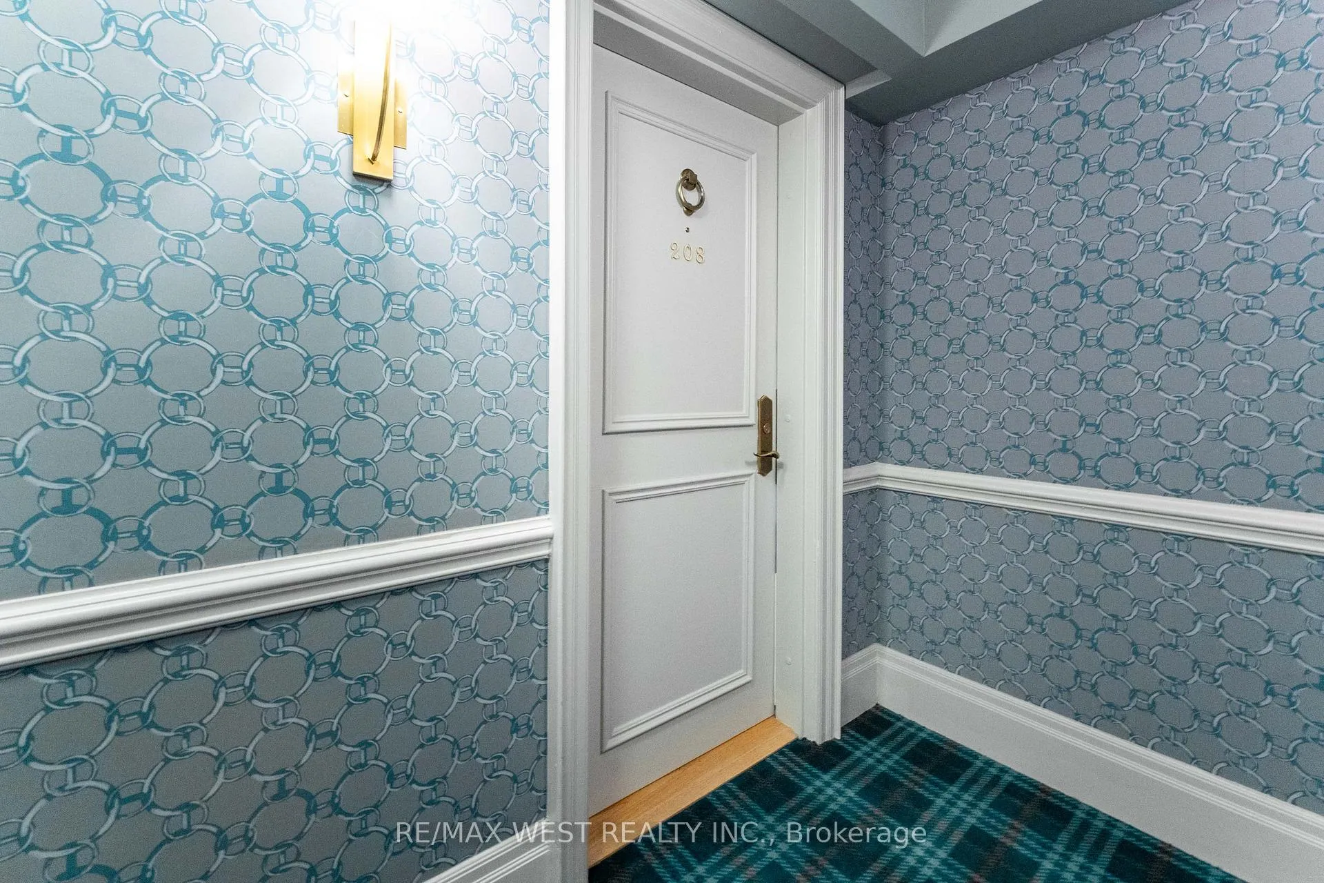 Photo 8 of Unit 208, 1111 Avenue Road, Toronto, Yonge-Eglinton — HOMEH