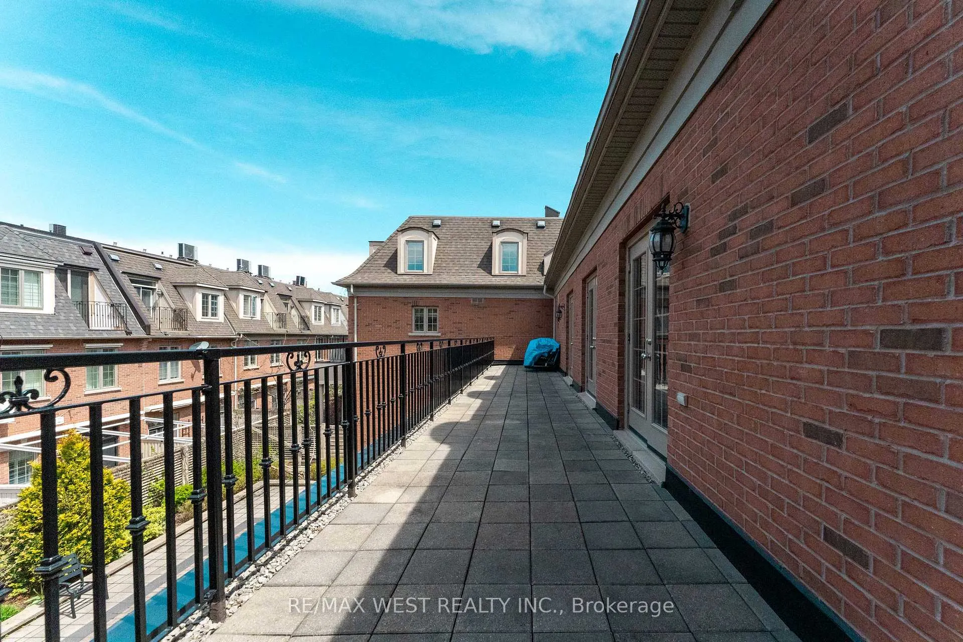 Photo 43 of Unit 208, 1111 Avenue Road, Toronto, Yonge-Eglinton — HOMEH
